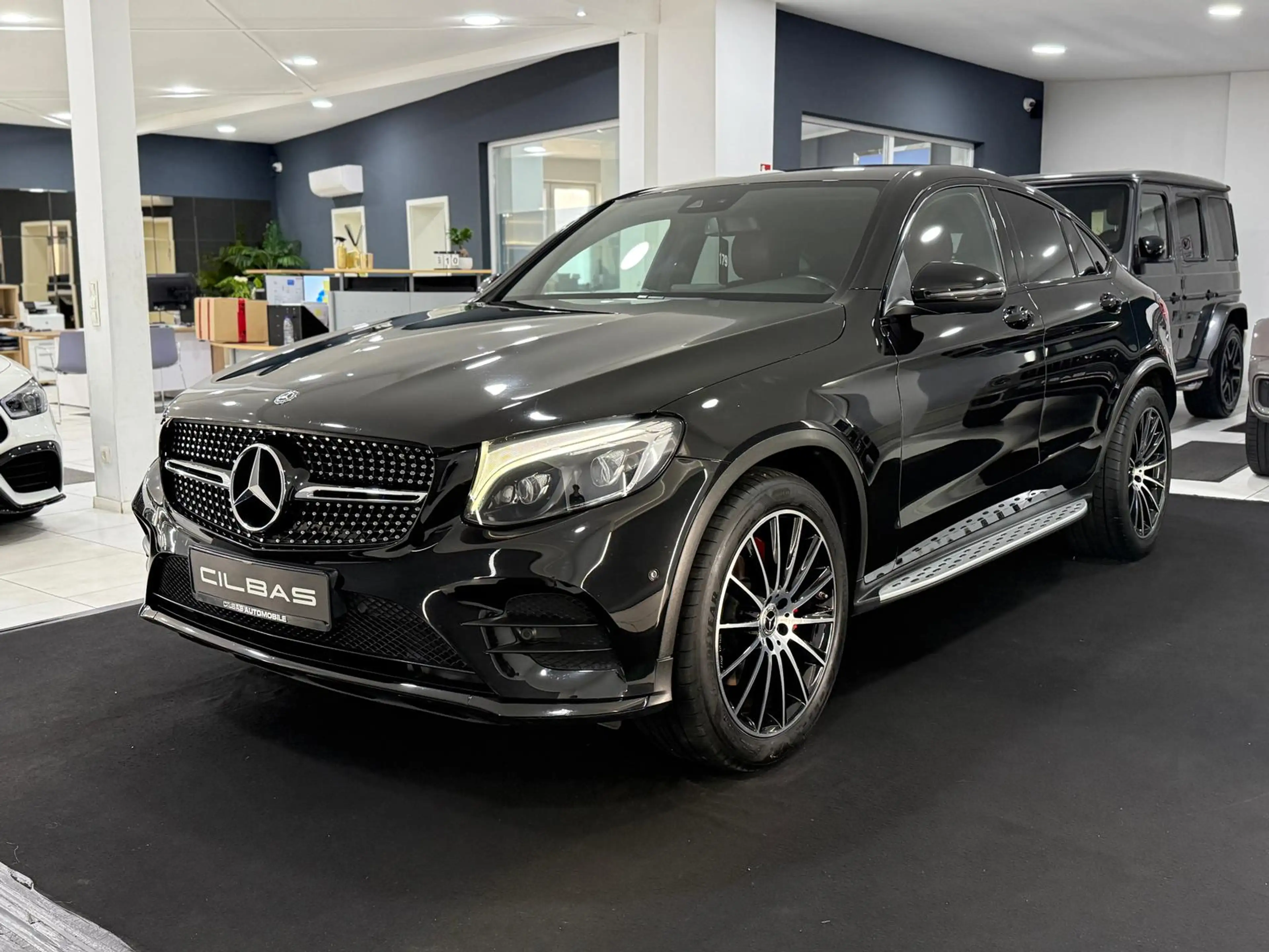 Mercedes-Benz GLC 250 4M 9G COUPE AMG-LINE*LEDER-BI-COLOR*LED* — photo 2