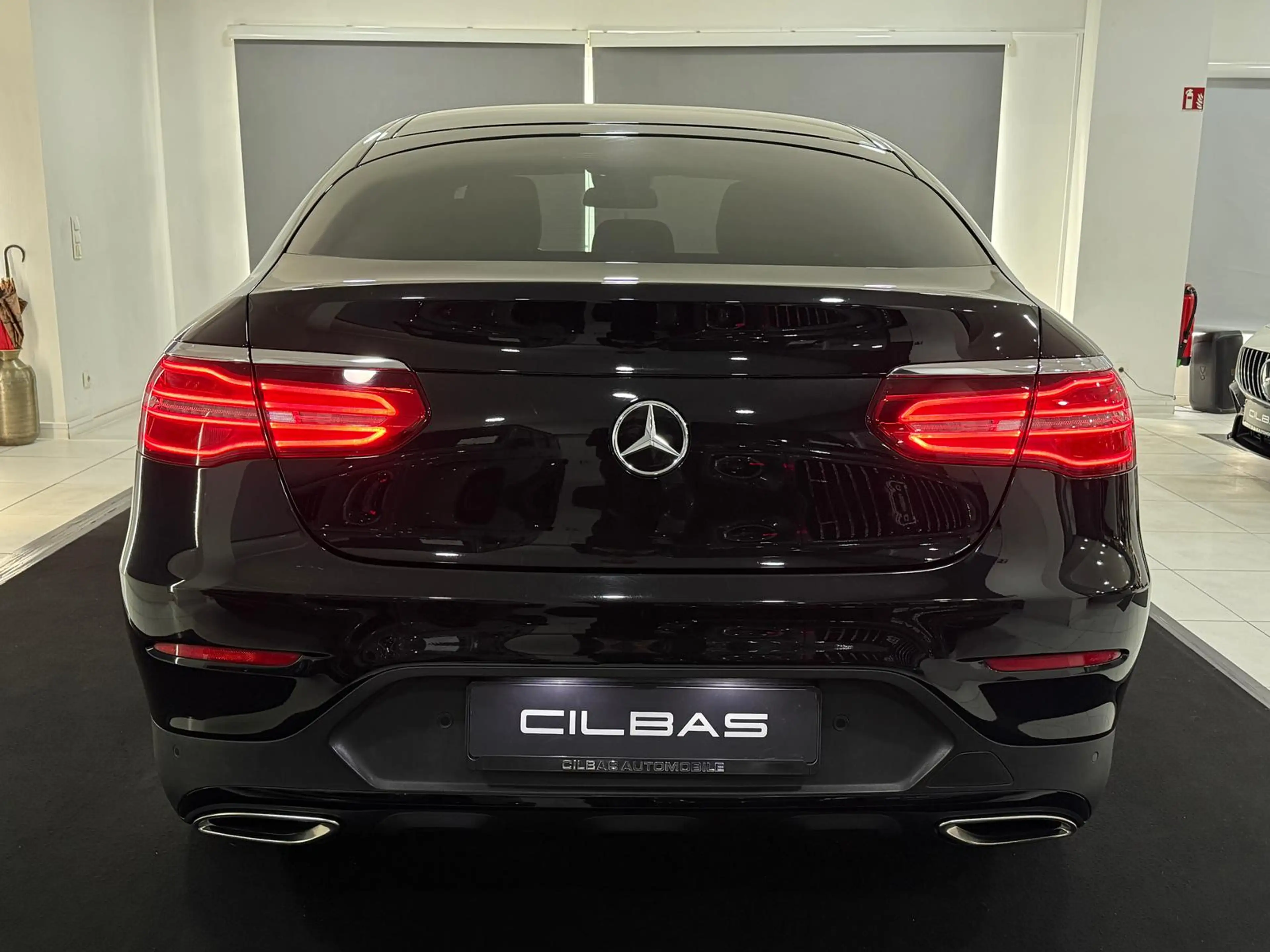 Mercedes-Benz GLC 250 4M 9G COUPE AMG-LINE*LEDER-BI-COLOR*LED* — photo 12