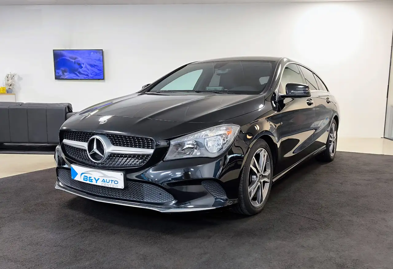 Mercedes-Benz CLA 200