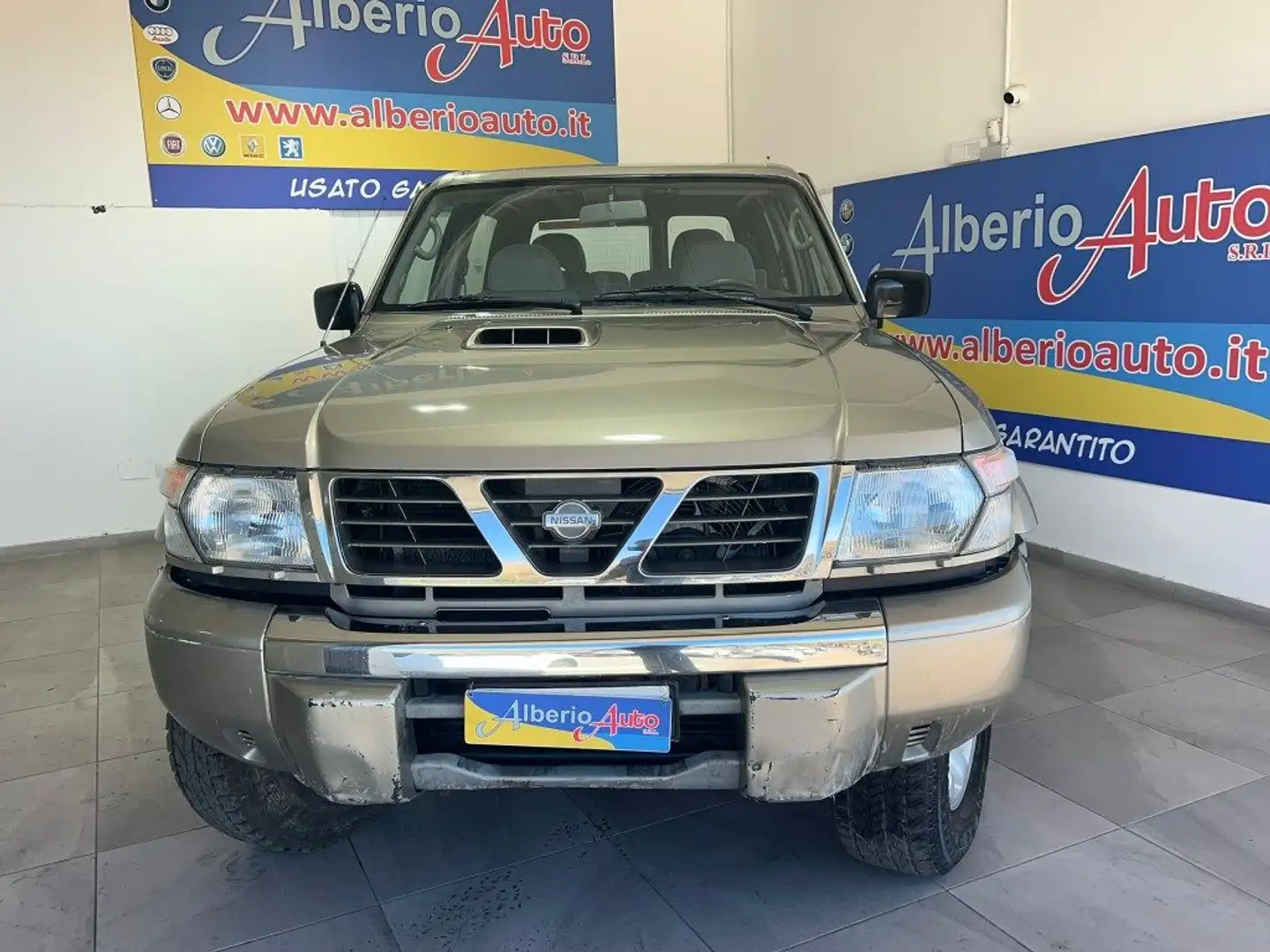 Nissan Patrol GR 3.0 TD Di 3 porte Comfort Hard Top Gri - 2