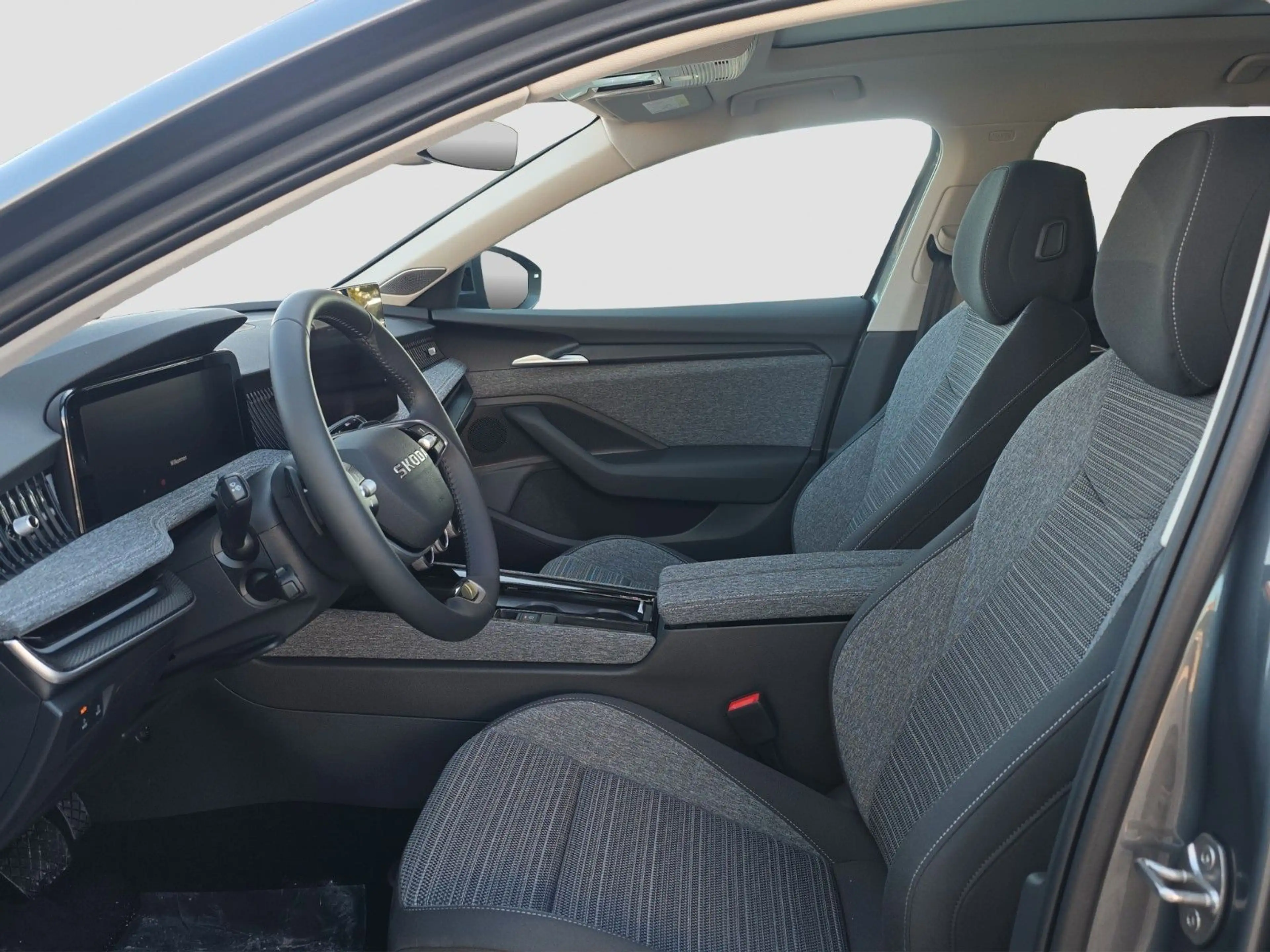Skoda Superb Combi 2.0 TDI 142 kW 4x4 Selection LED — photo 7