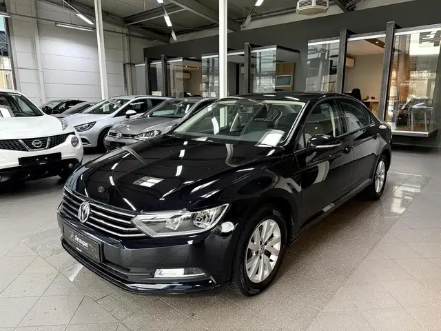 Volkswagen Passat 1.4 TSI BMT Limousine Trendline