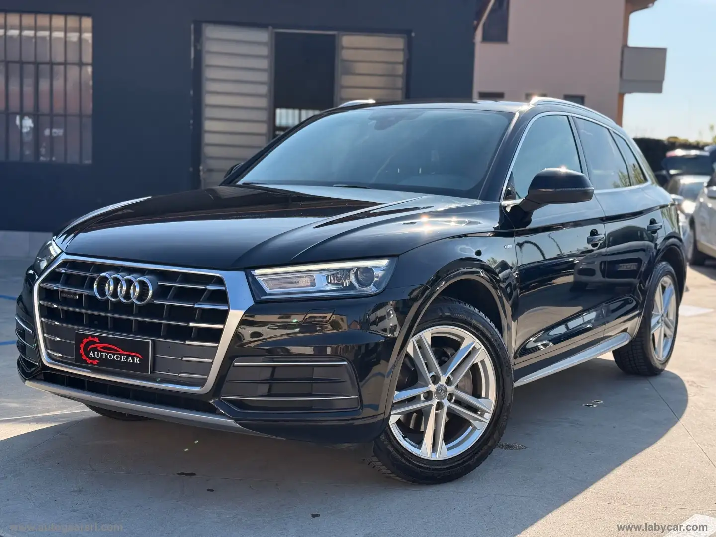 Audi Q5 2.0 TDI 190CV qu. S tr. S line plus Noir - 1