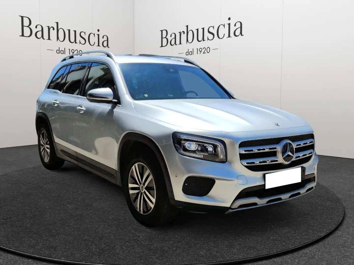 Mercedes-Benz GLB 180 GLB - X247 2019 - GLB 180 d Sport Plus auto Plateado - 2