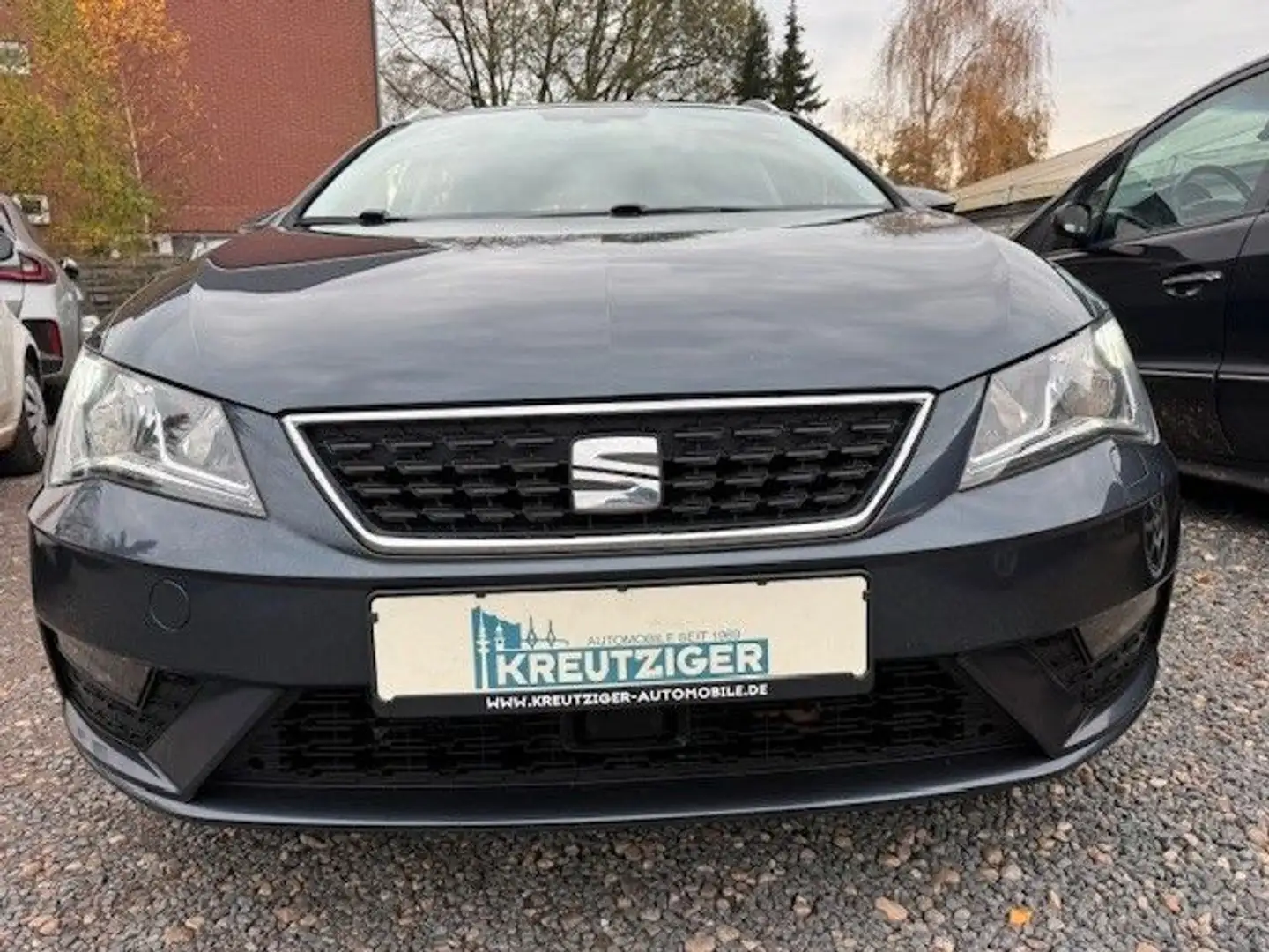 SEAT Leon ST Style --Automatik-- Blauw - 2