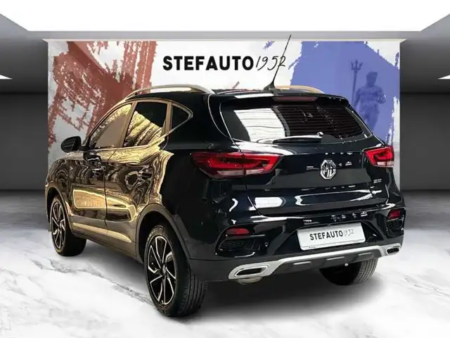 MG ZS view 5