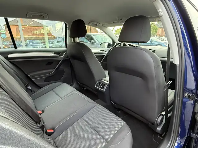 Volkswagen Golf view 29