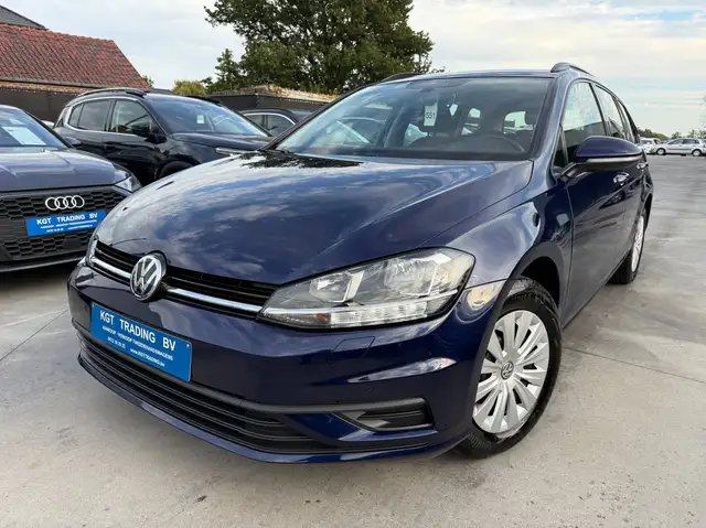 2020 Volkswagen Golf in Blue for sale