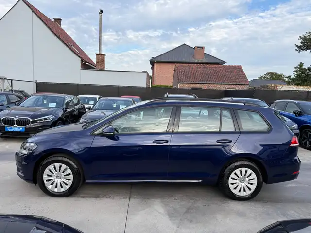 Volkswagen Golf view 8