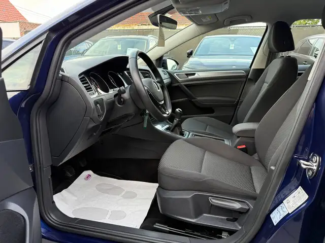 Volkswagen Golf view 12