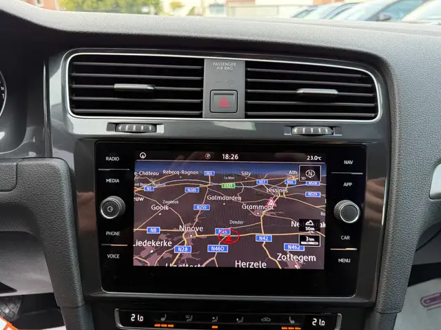 Volkswagen Golf view 18