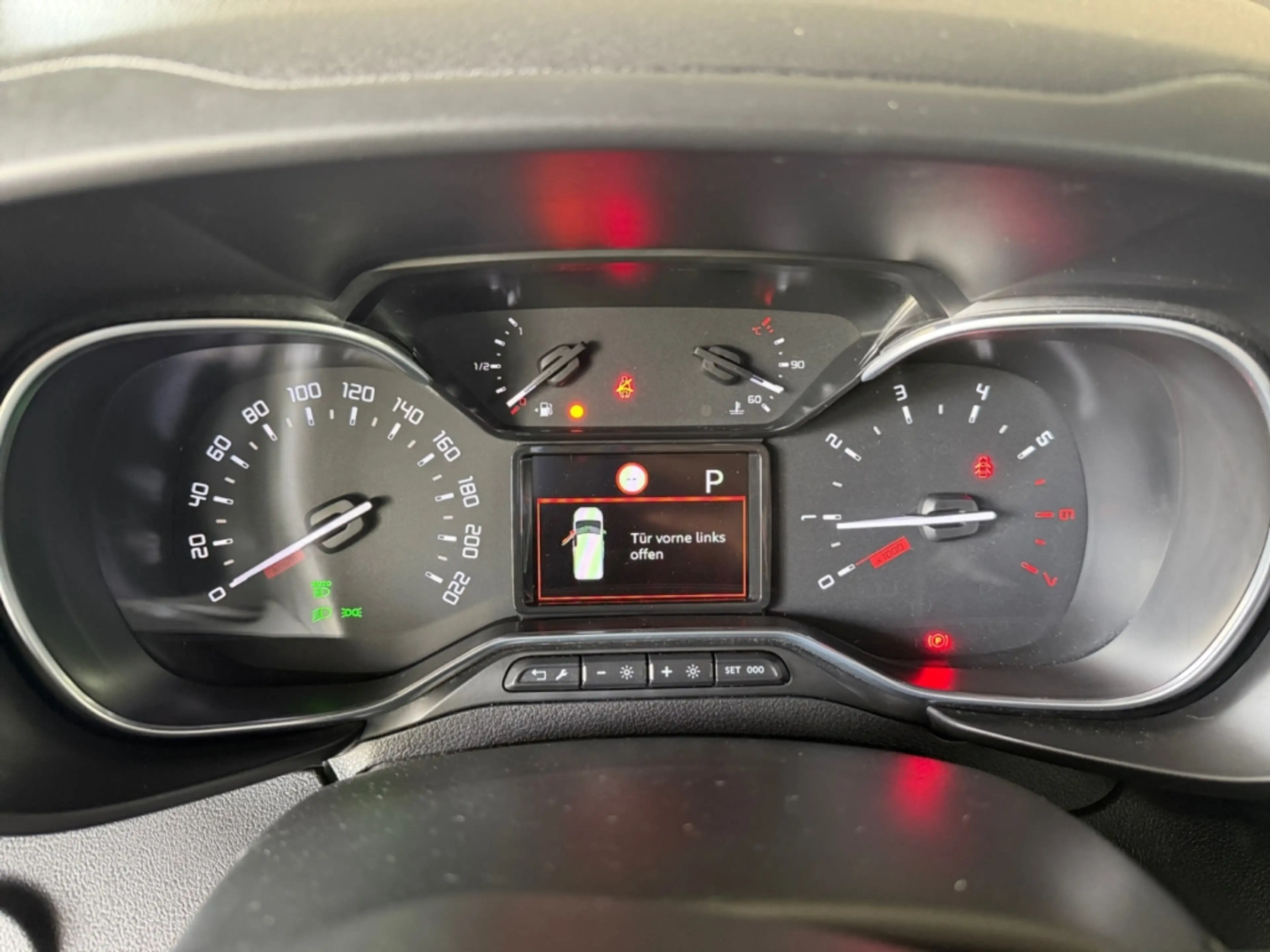 Toyota Proace City Verso 1.2T L1 Team D *ACC*Navi*RCam* — photo 14