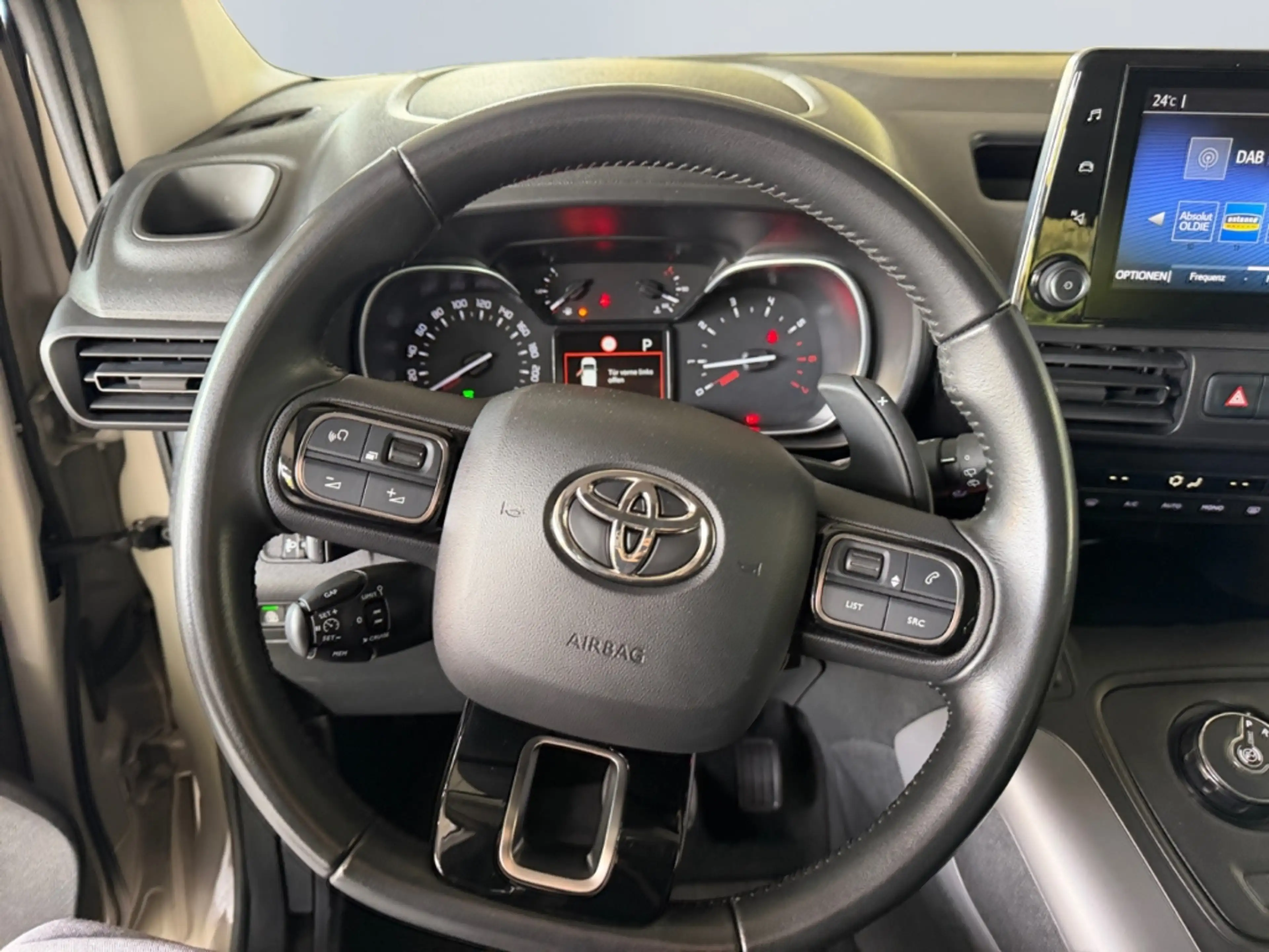 Toyota Proace City Verso 1.2T L1 Team D *ACC*Navi*RCam* — photo 12