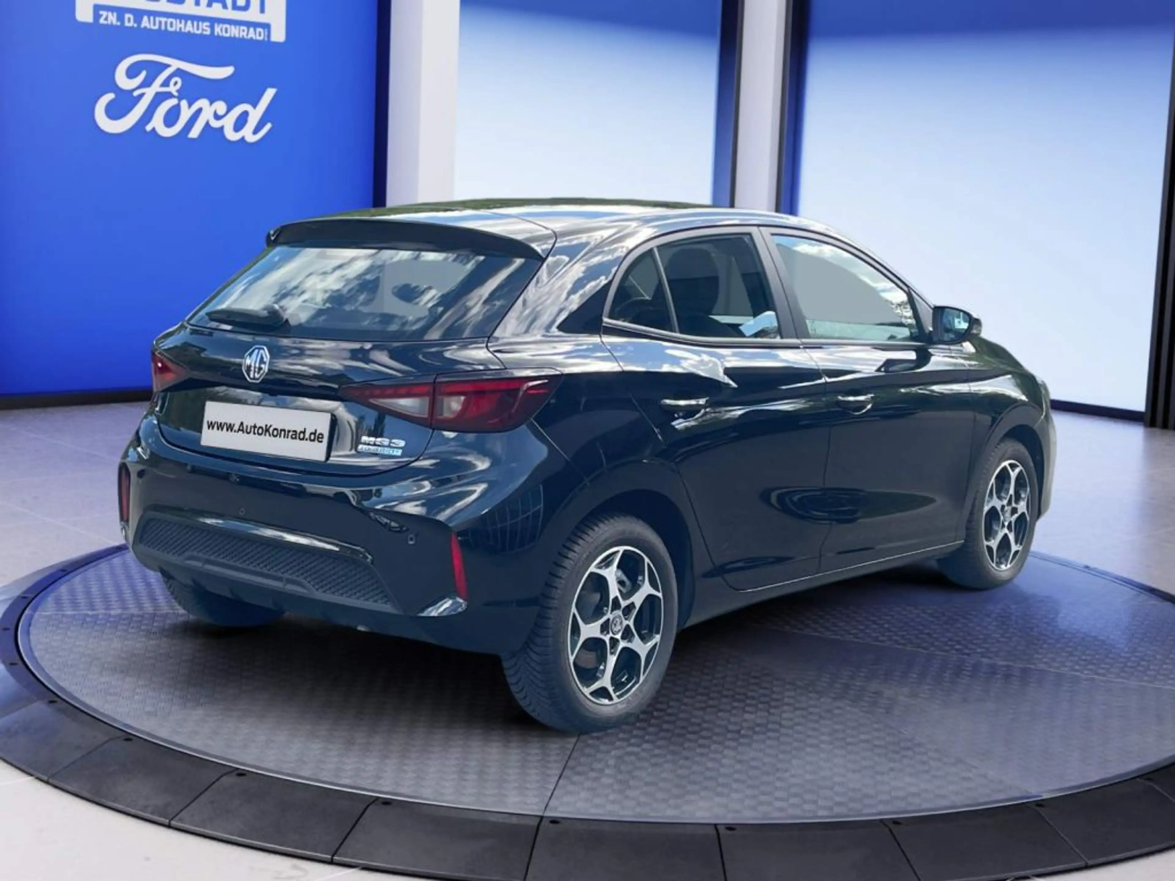 MG MG3 3 Hybrid+ Comfort *Allwetterreifen* — photo 5