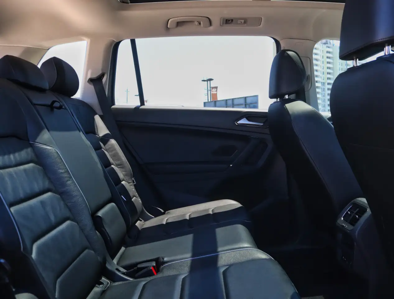 Volkswagen Tiguan photo Volkswagen Tiguan