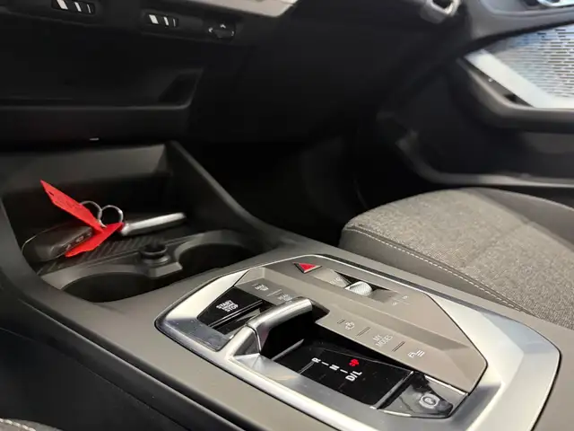 BMW 1 Series view 15