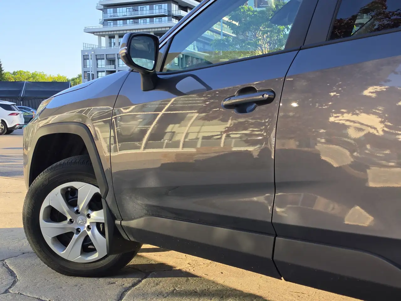 Toyota RAV 4 photo Toyota RAV 4