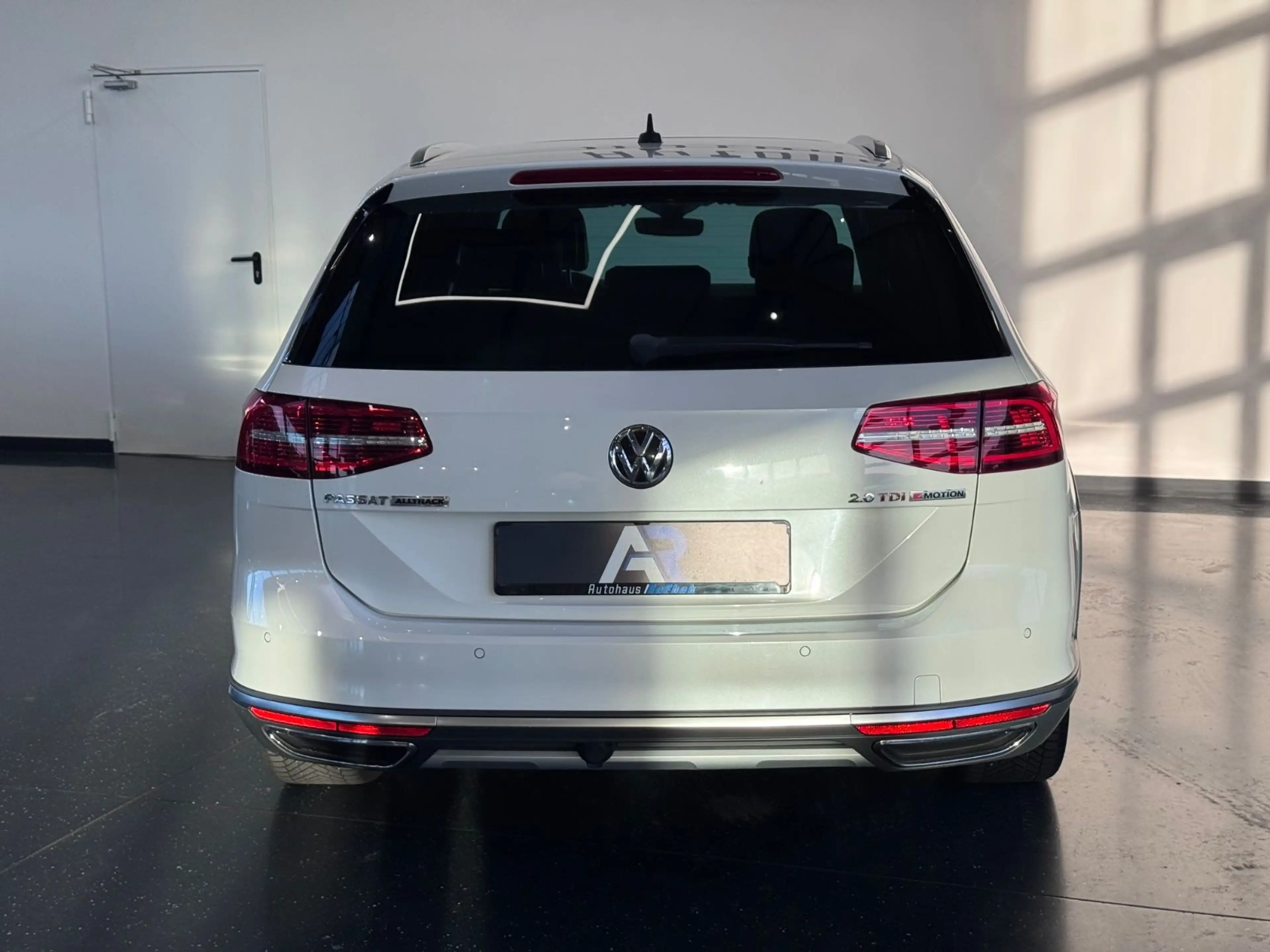 Volkswagen Passat Alltrack 4Motion*LED*SHZ*MASSAGE*PDC*KAME — photo 9