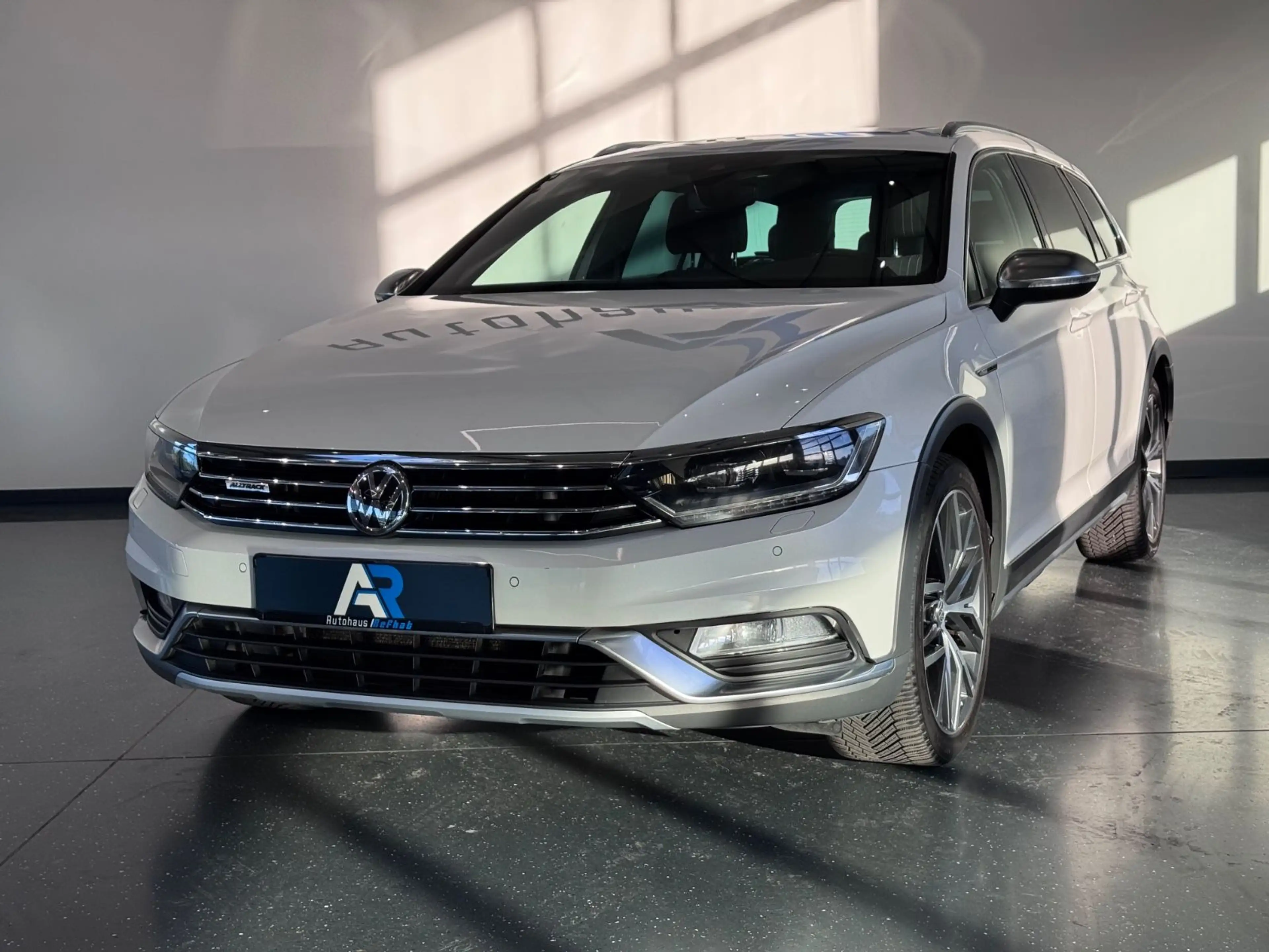 Volkswagen Passat Alltrack 4Motion*LED*SHZ*MASSAGE*PDC*KAME — photo 3