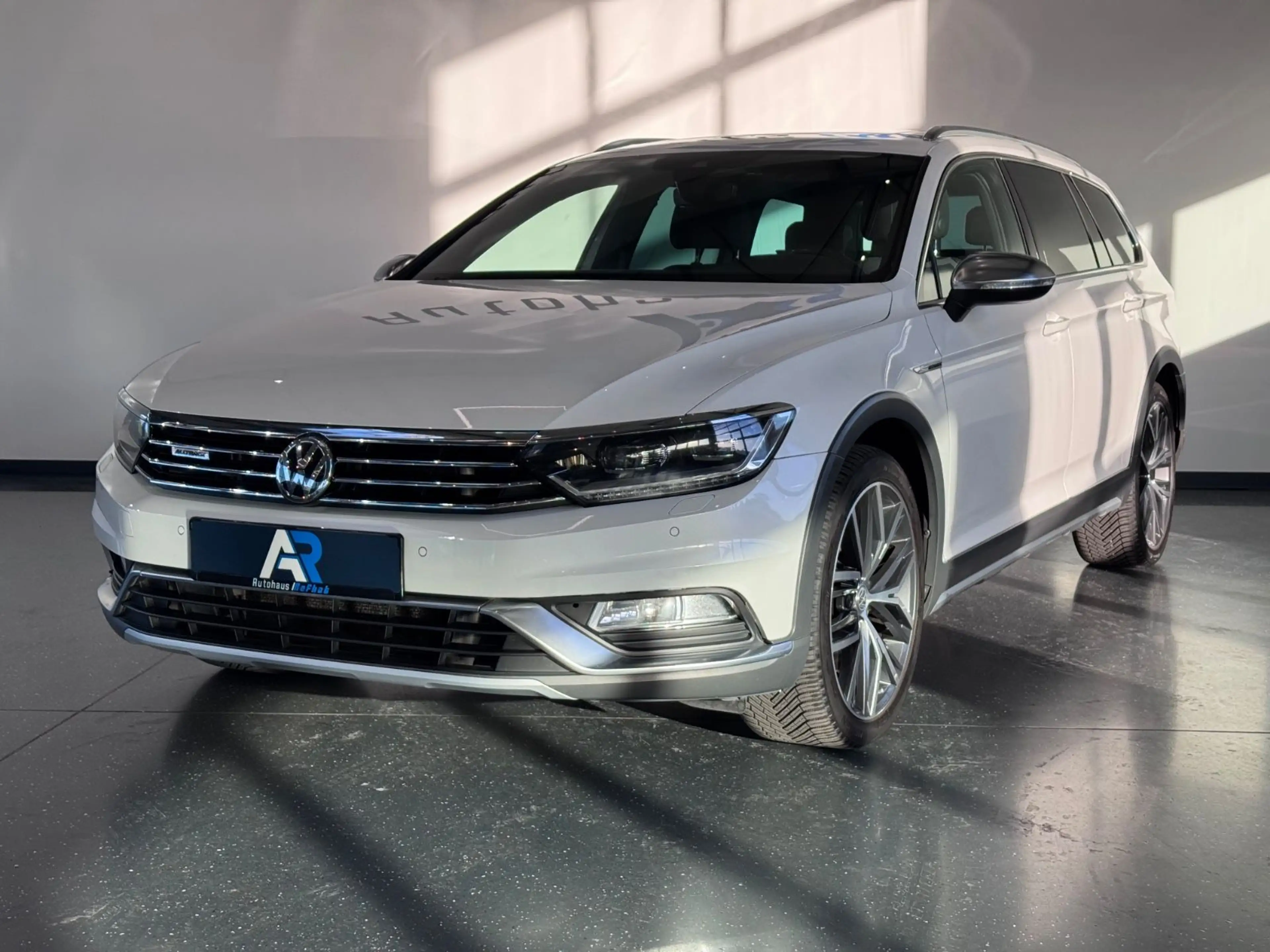 Volkswagen Passat Alltrack 4Motion*LED*SHZ*MASSAGE*PDC*KAME — photo 2