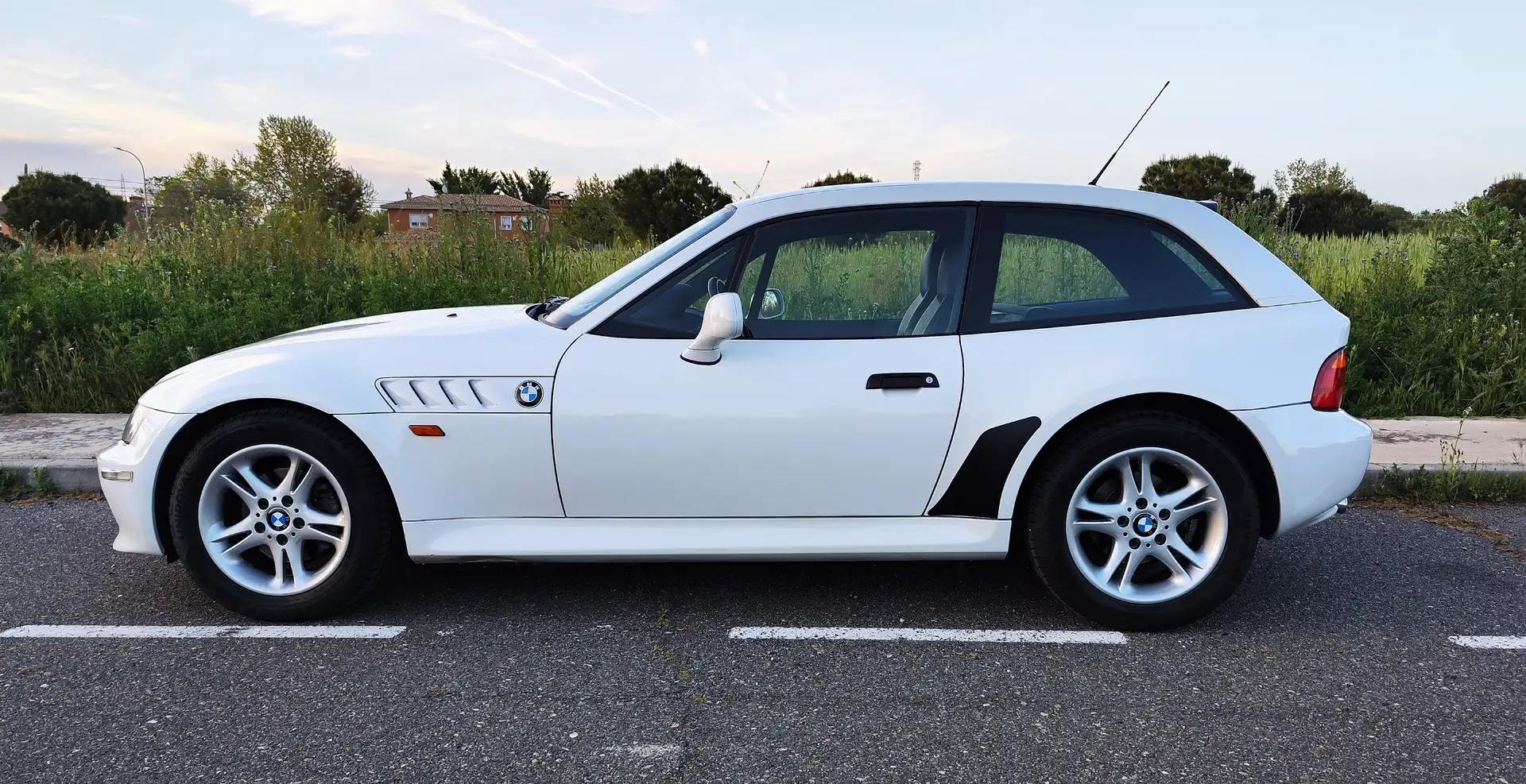 BMW Z3 2.8 Coupé Weiß - 1