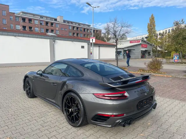 Porsche 991