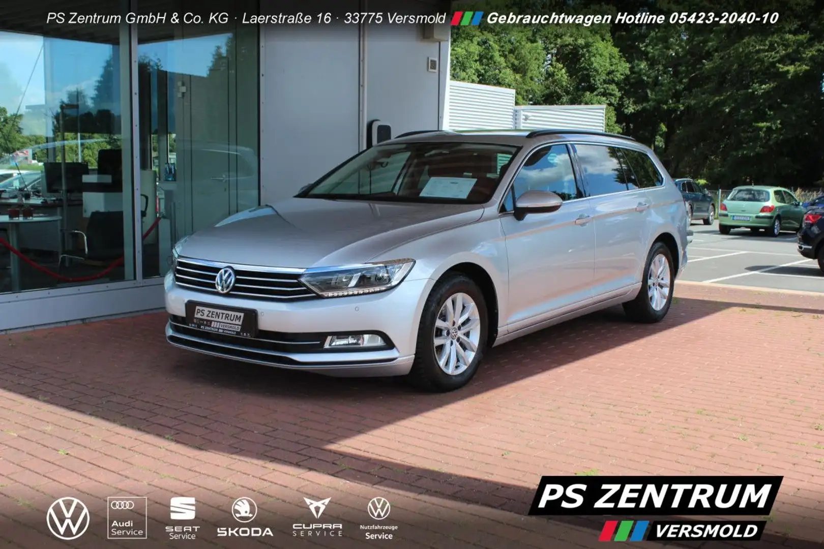 Volkswagen Passat Variant 1.6 TDI DSG Comfortline NAVI ACC Zilver - 1