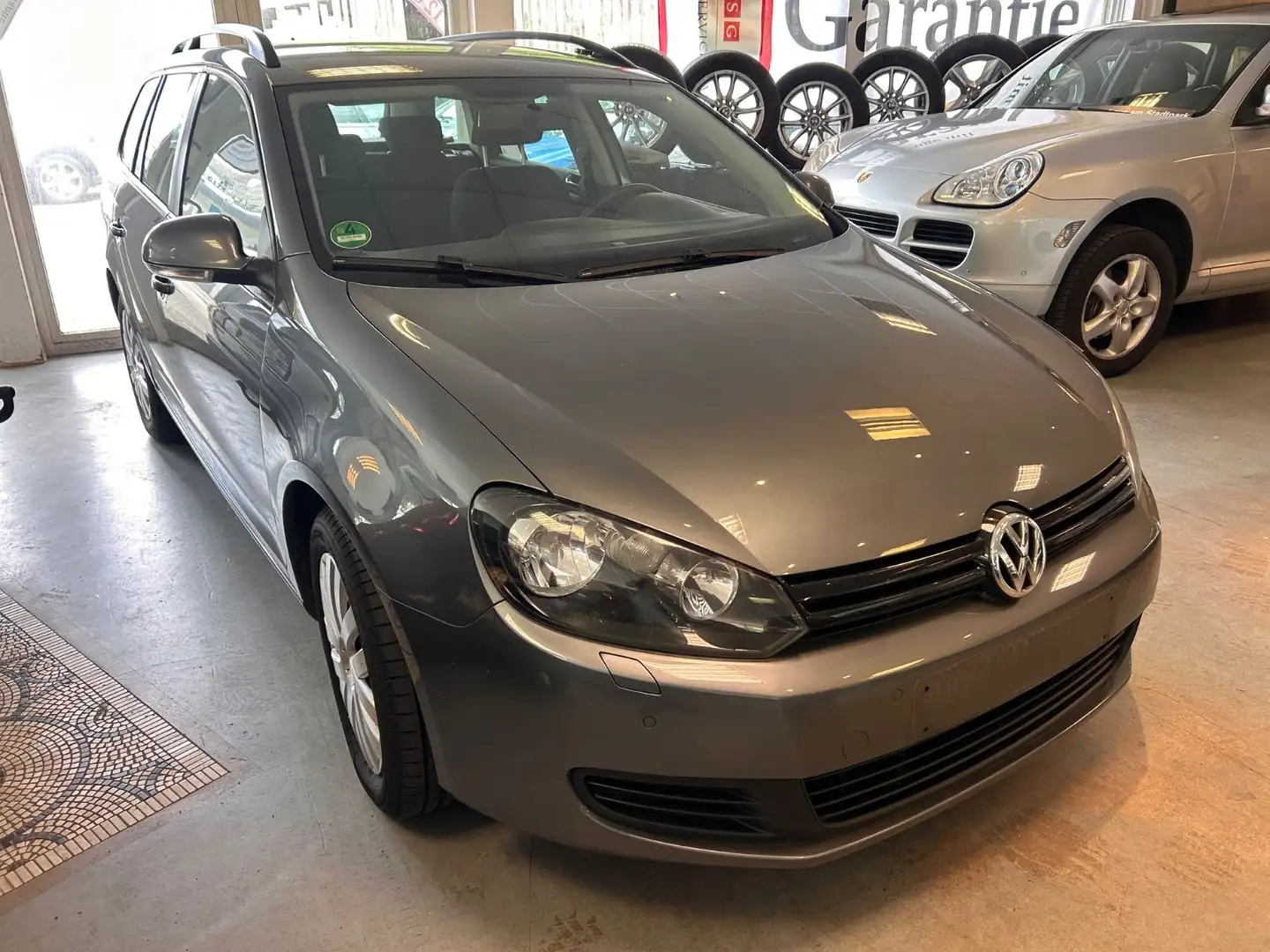 Volkswagen Golf VI Variant 1.6TDI Trendline BlueMotion Grau - 2