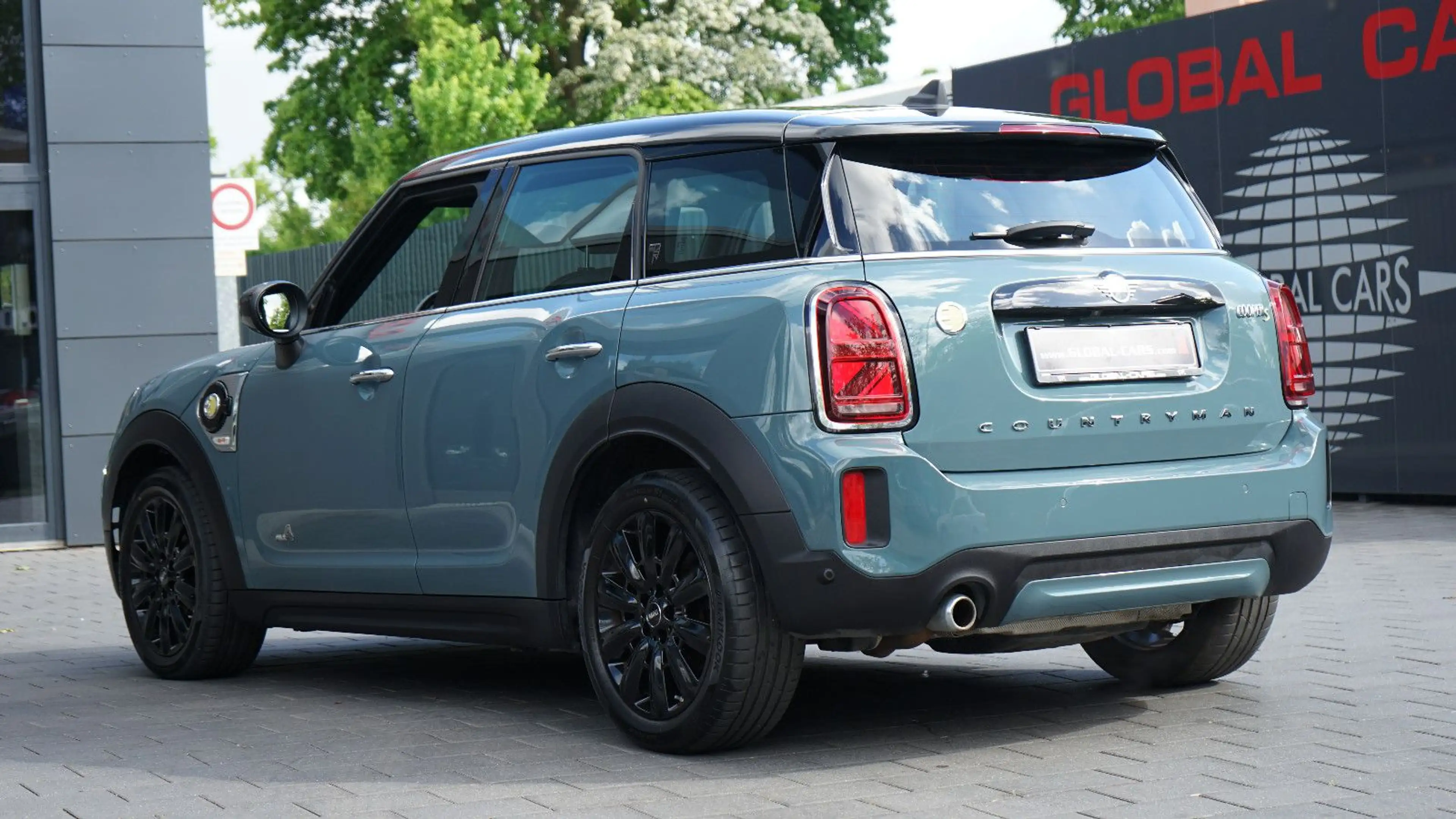 MINI Cooper SE Countryman COOPER S COUNTRYMAN SE ALL 4 MINI YOURS PLUG-IN — photo 2
