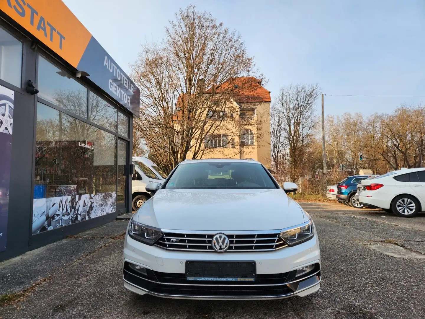 Volkswagen Passat Variant Passat 2.0 TDI 4M Highline R-Line*Standheiz.Pano Blanc - 2