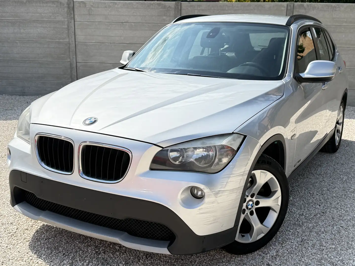 BMW X1 2.0 d SDrive • CUIR • NAVI • CLIM • JANTES - 1