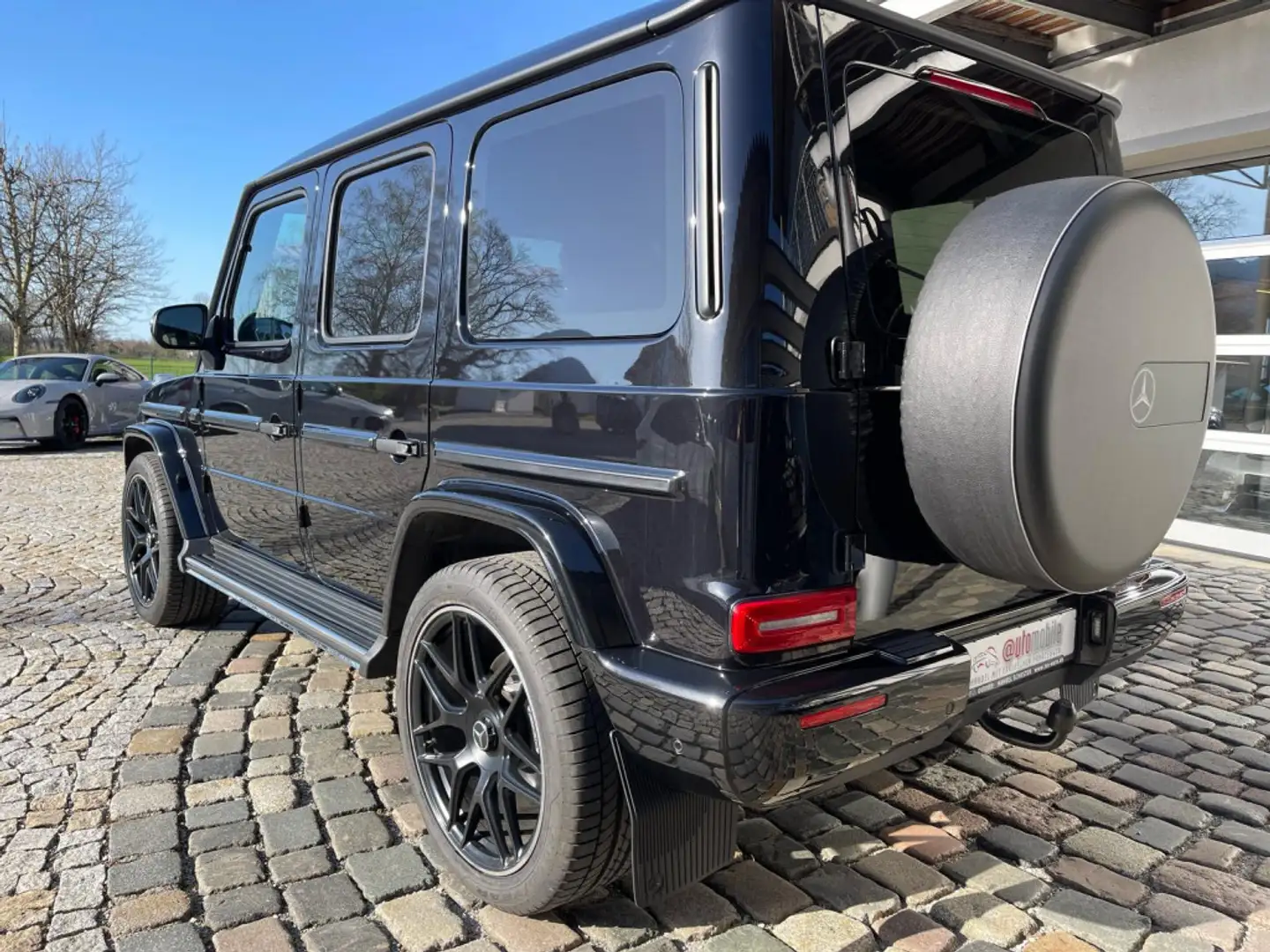 Mercedes-Benz G d Professional MANUFAKTUR AHK|360°|STHZ|22 Schwarz - 2
