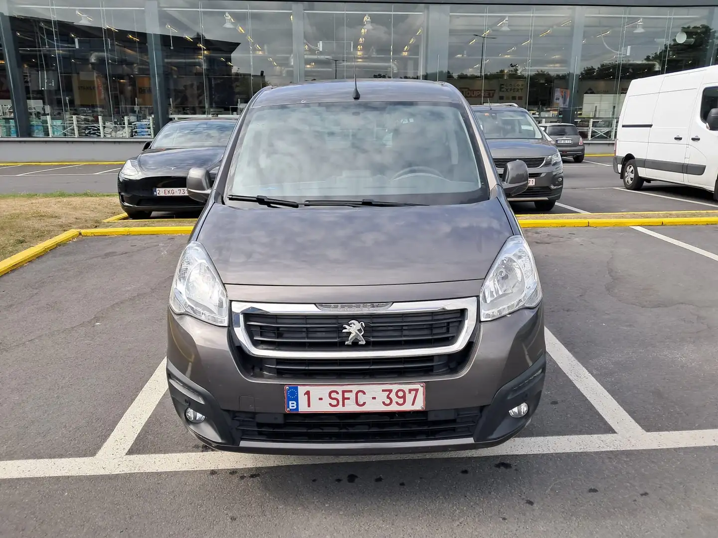 Peugeot Partner Partner Tepee 1.2 PureTech Active S Grijs - 1