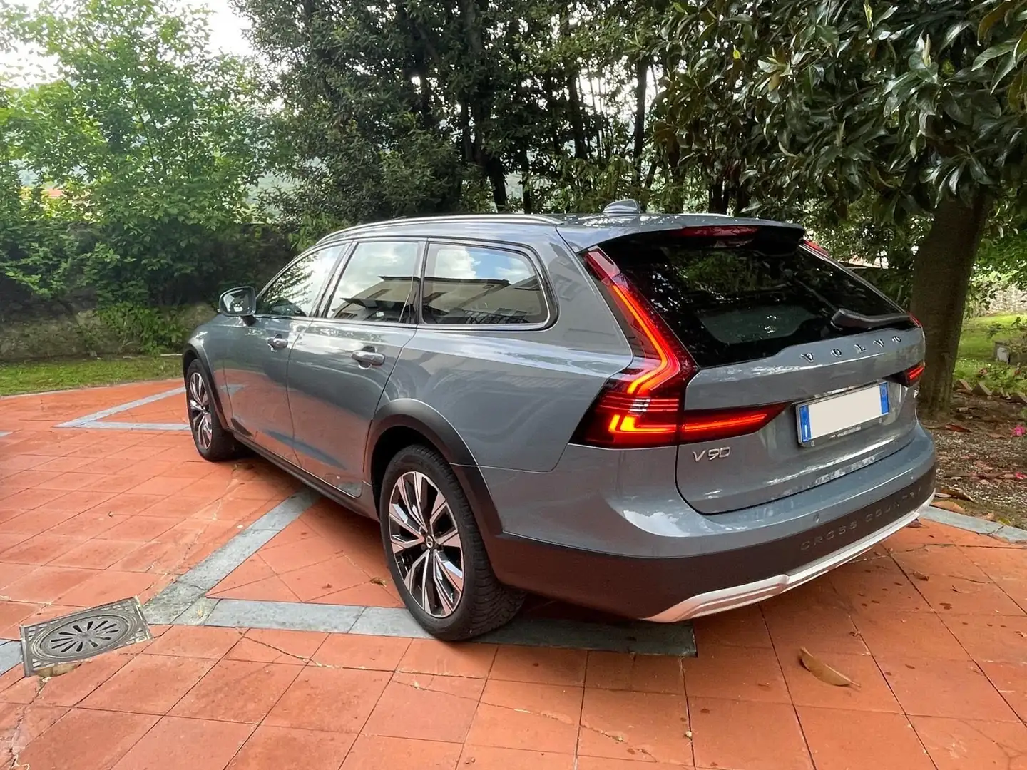 Volvo V90 Cross Country 2.0 d4 Business Pro Line awd geartronic - 2