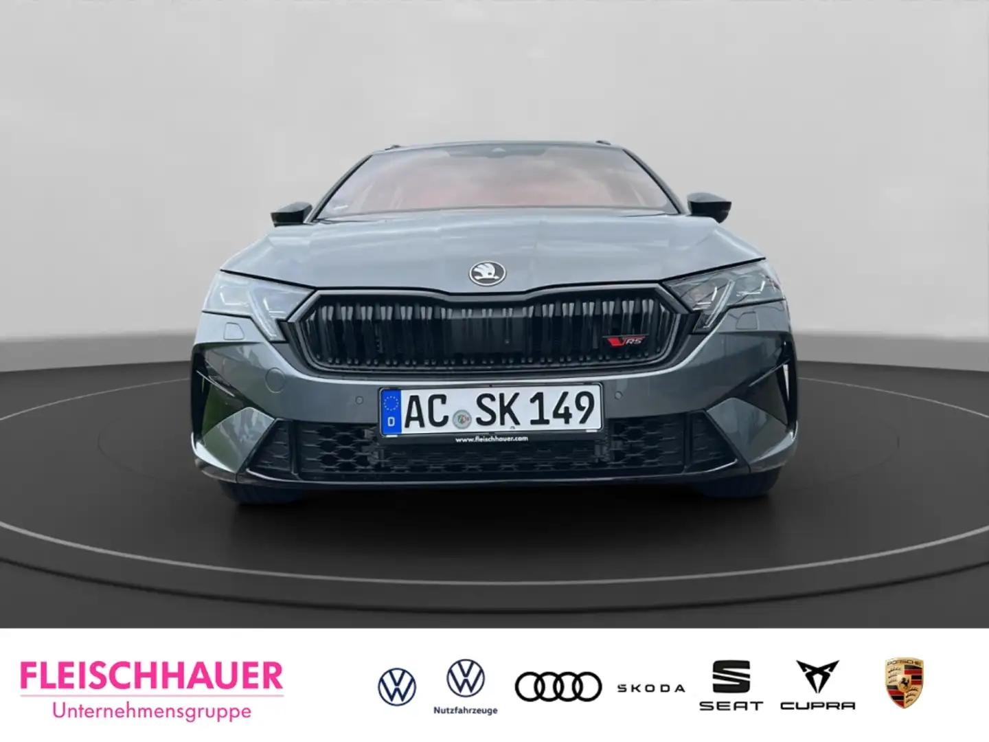 Skoda Octavia Combi RS 2,0 TSI DSG+PANORAMA+NAVI+SHZ Grau - 2