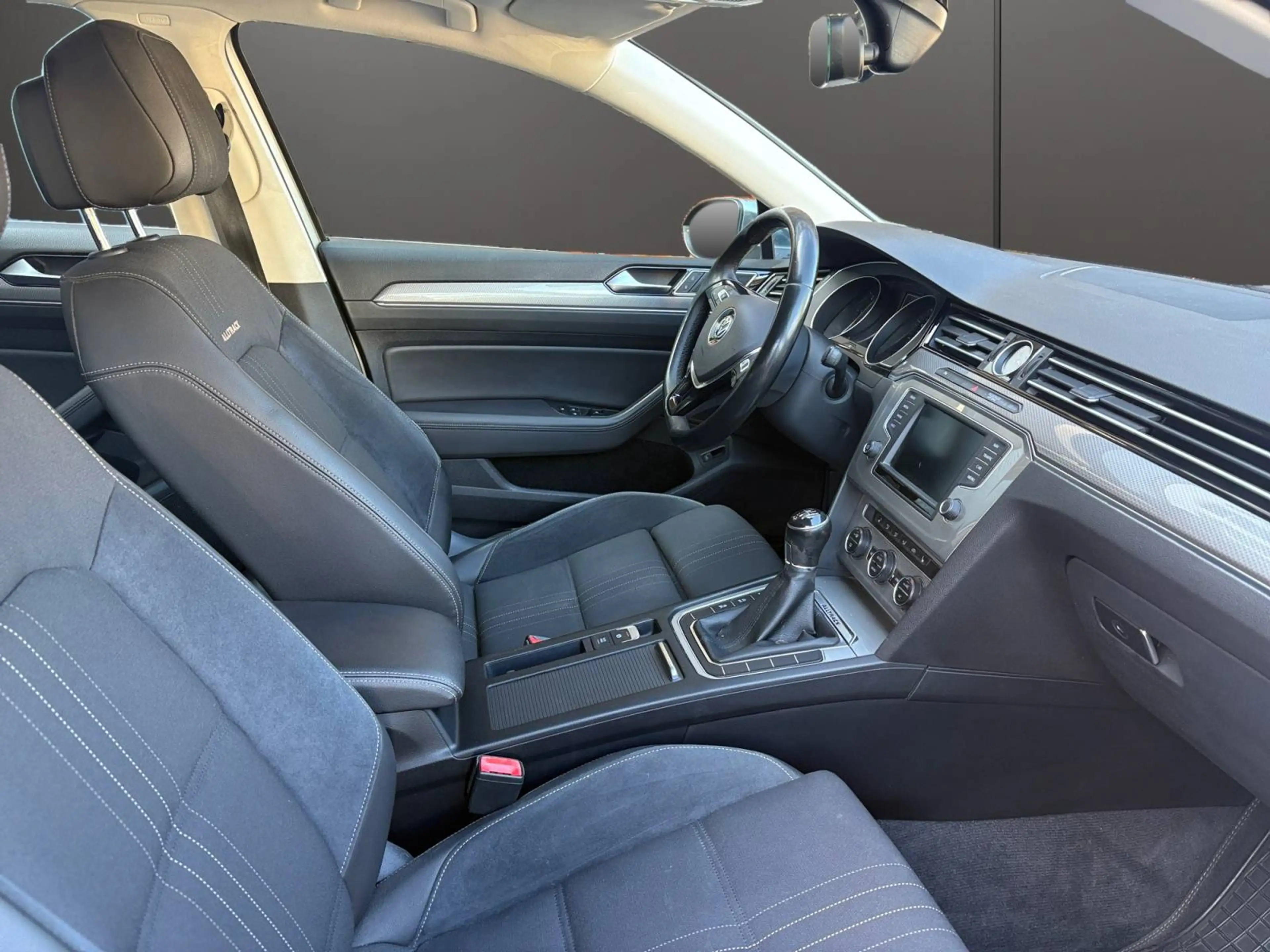Volkswagen Passat Alltrack 2.0 TDI 4MOTION | 150 PS | TOPZUSTAND | ALLRAD | LED | NAVI | ACC | ANHÄNGEKUPPLUNG — photo 14