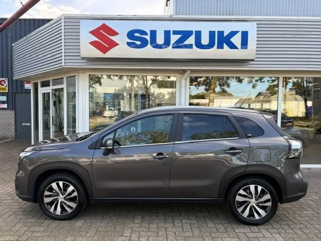 Suzuki S-Cross 2024 из Европы — купить под ключ