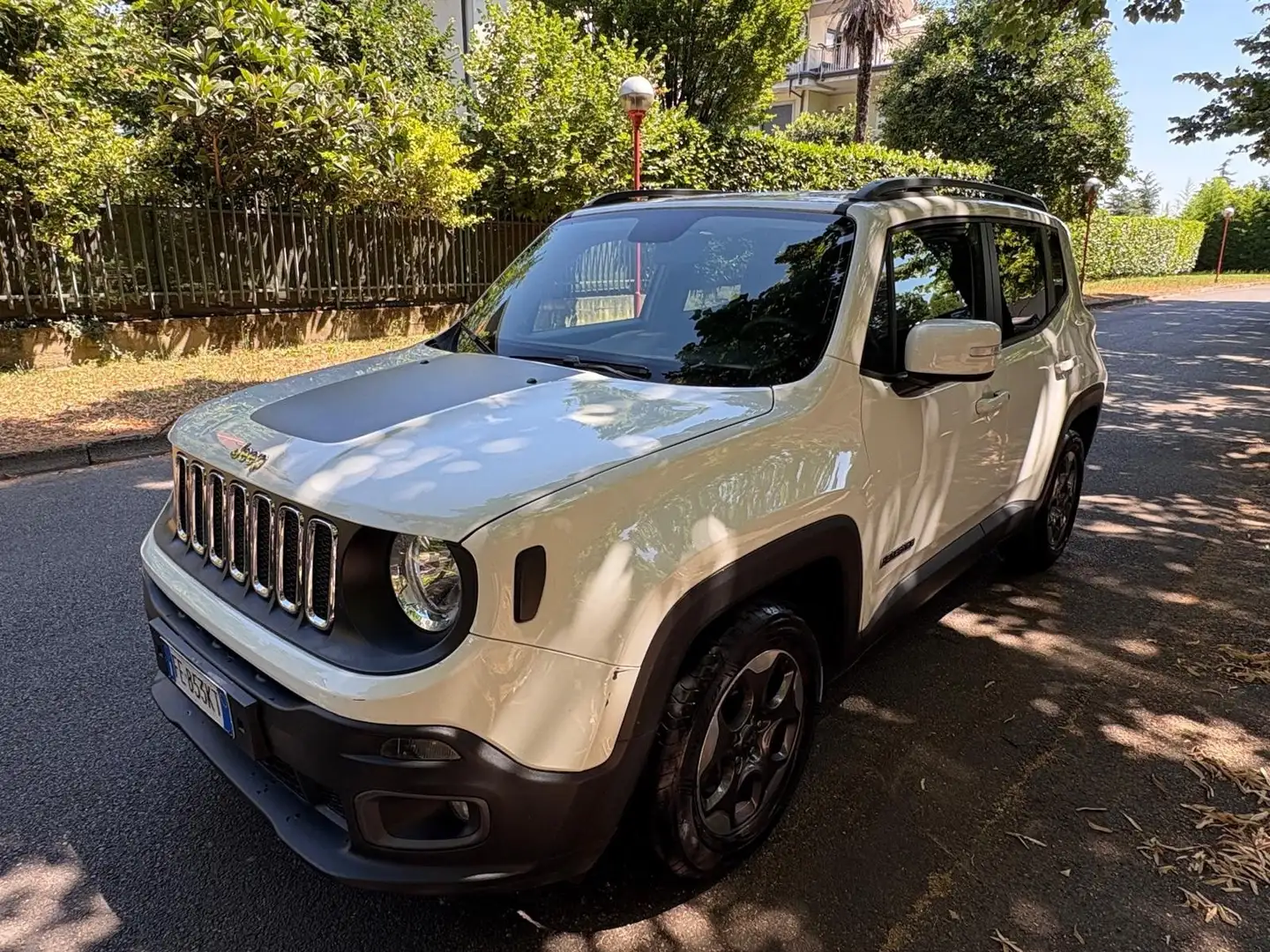 Jeep Renegade 1.6 Mjt 120 CV Limited Bianco - 1