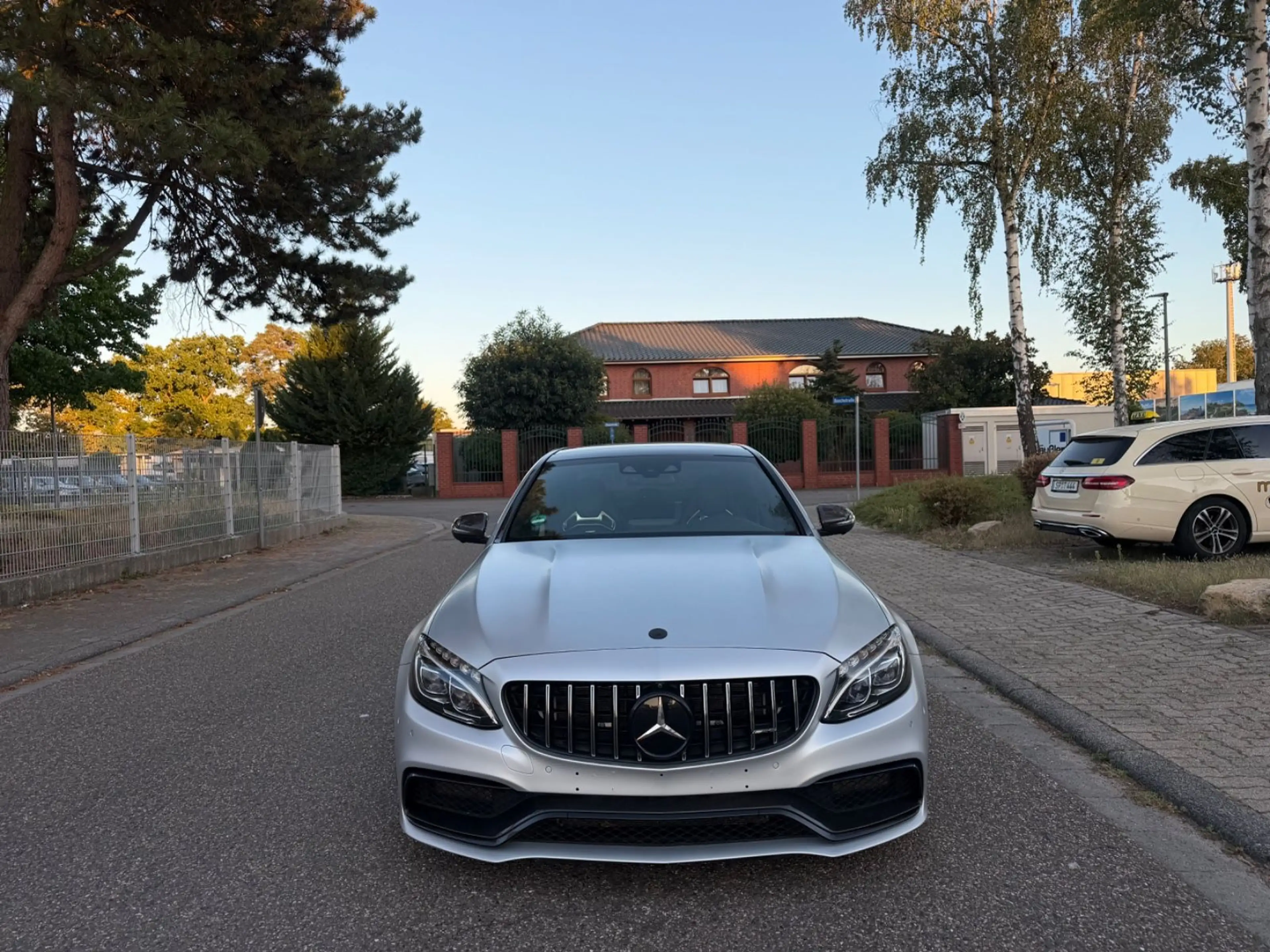 Mercedes-Benz C 63 AMG C 63 S AMG Vollausstattung,Pano.Dach Garantie — photo 4
