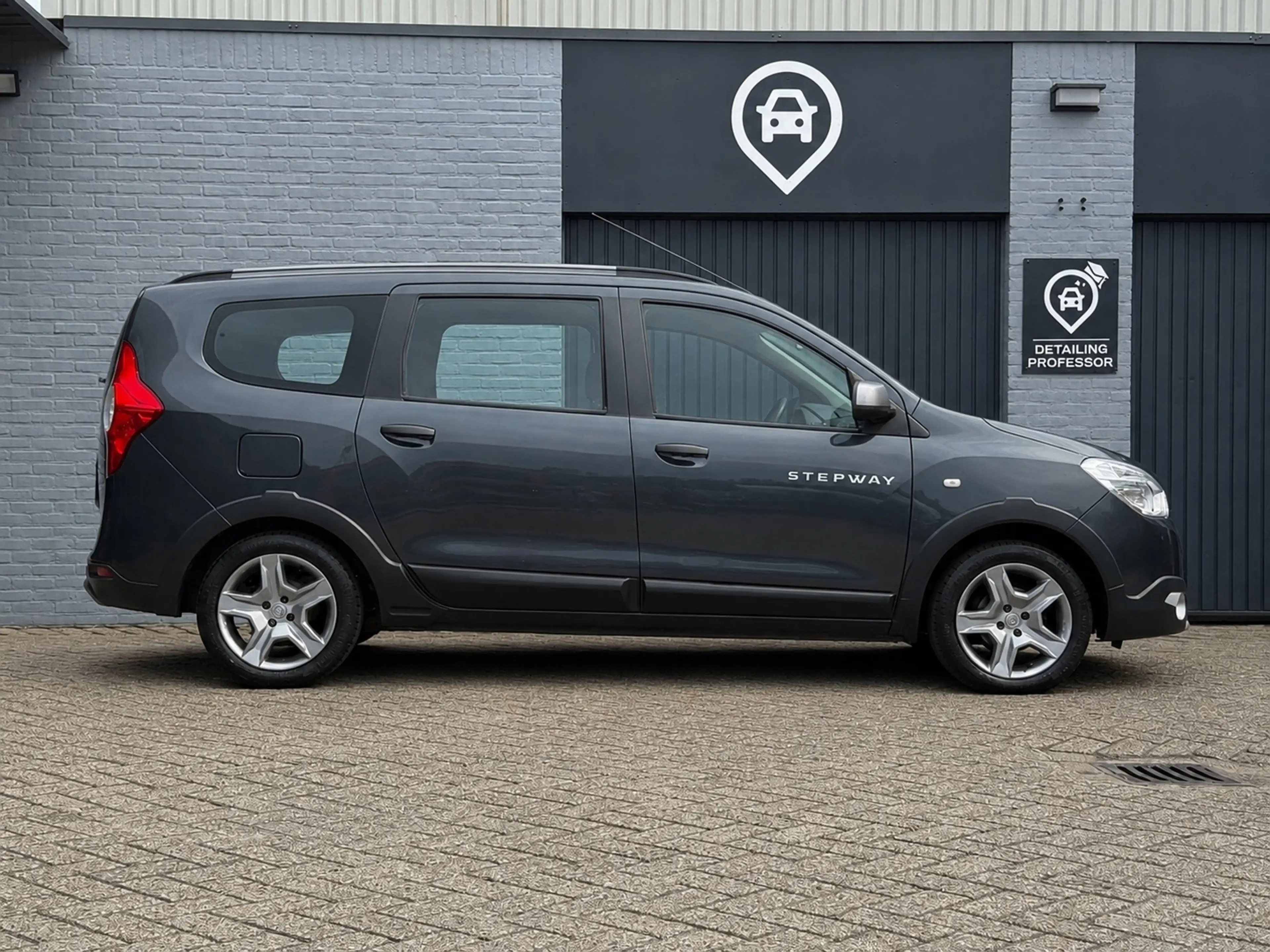 Dacia Lodgy 1.6 SCe Stepway | Airco | Cruise | DealerOH — photo 6