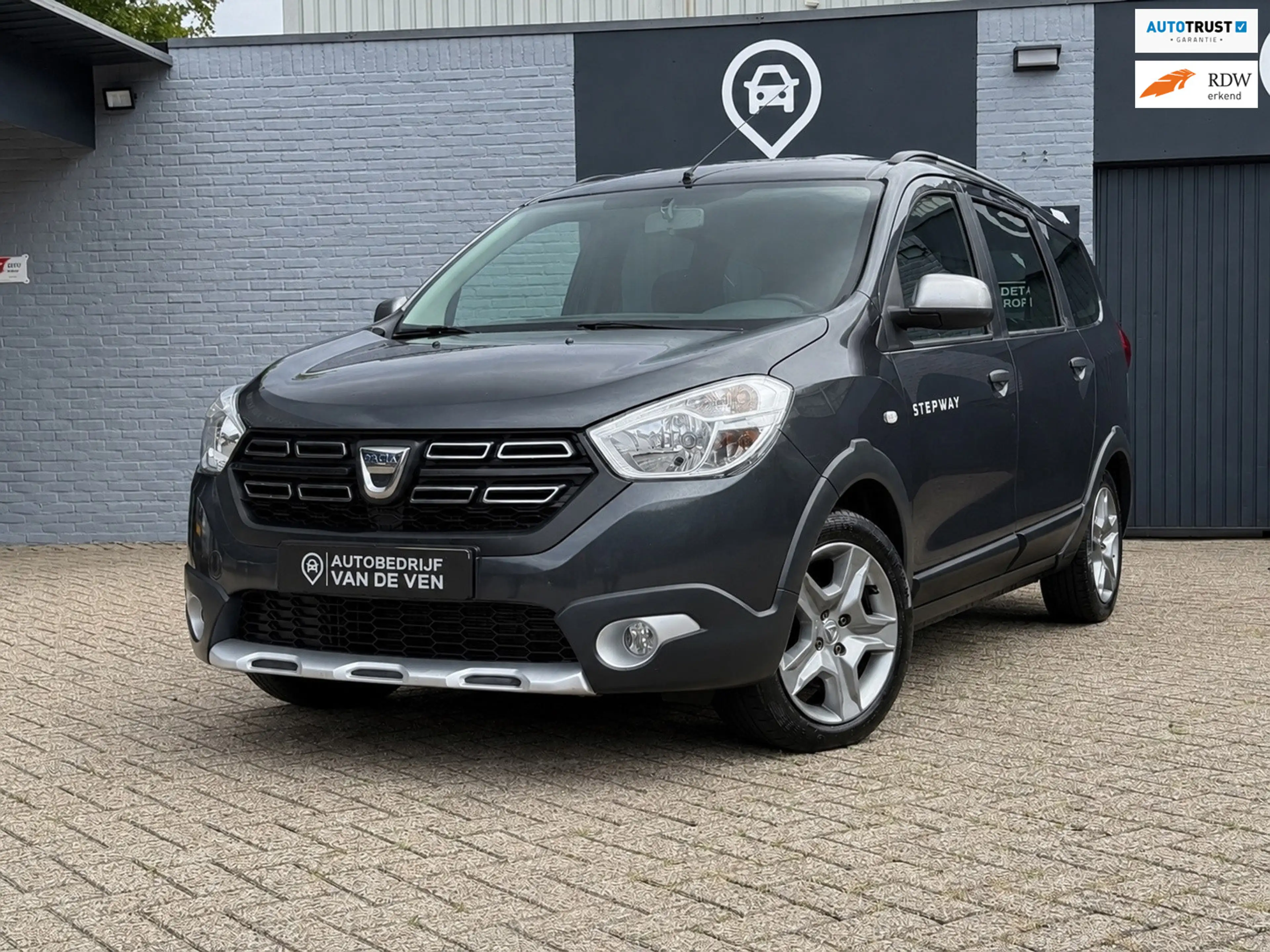 Dacia Lodgy 1.6 SCe Stepway | Airco | Cruise | DealerOH
