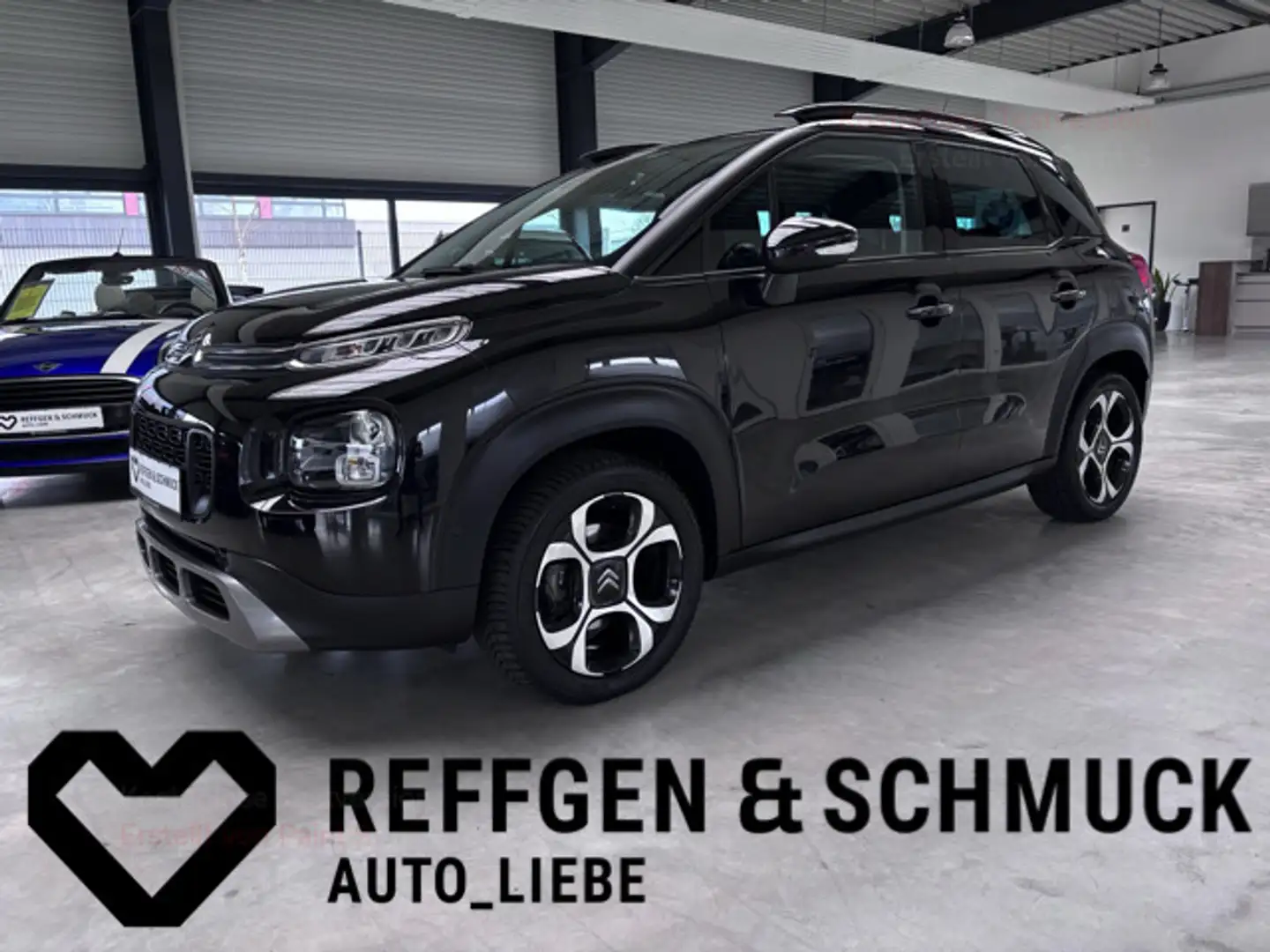 Citroen C3 Aircross SHINE KLIMA+NAVI+PANO+ALLWETTER+ALU+ Schwarz - 1