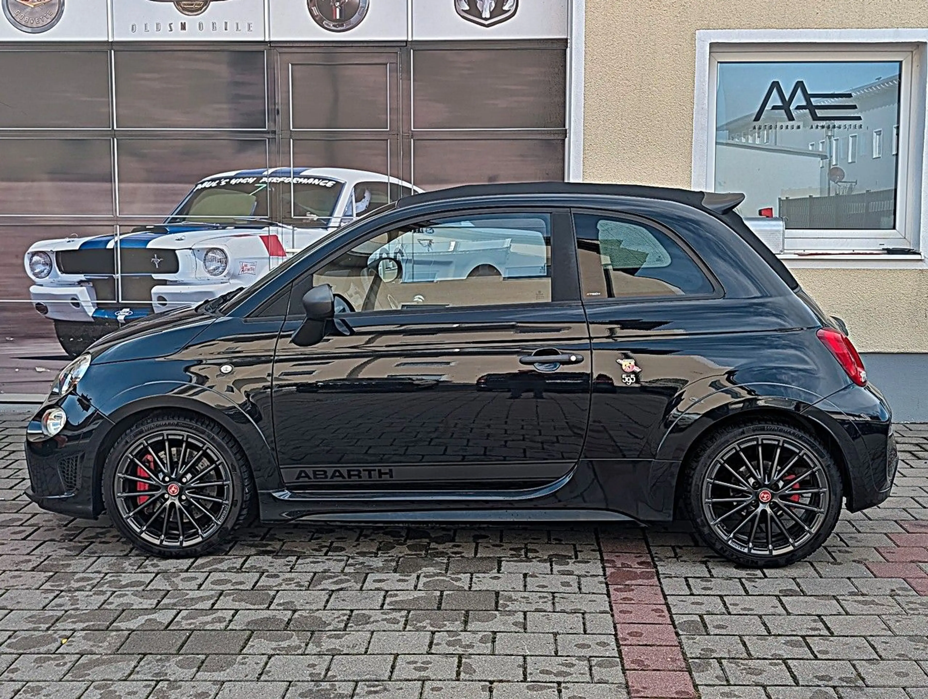 Abarth 595 Competizione 595 Cabrio Competizione *Navigation/PDC/CarPlay* — photo 5