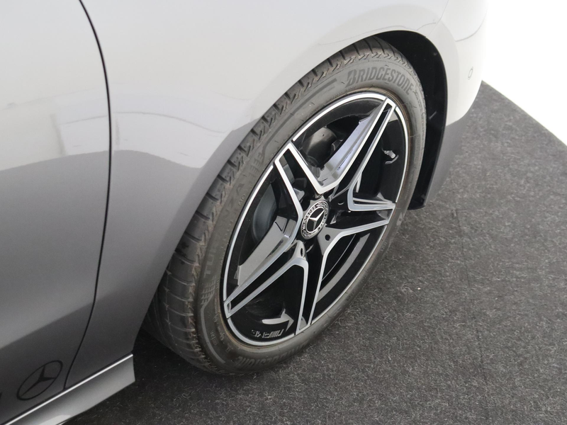 Mercedes-Benz CLA 180 Shooting Brake Business Solution AMG — photo 10