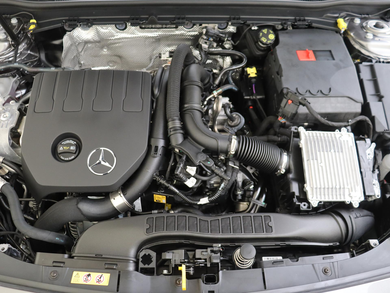 Mercedes-Benz CLA 180 Shooting Brake Business Solution AMG — photo 5