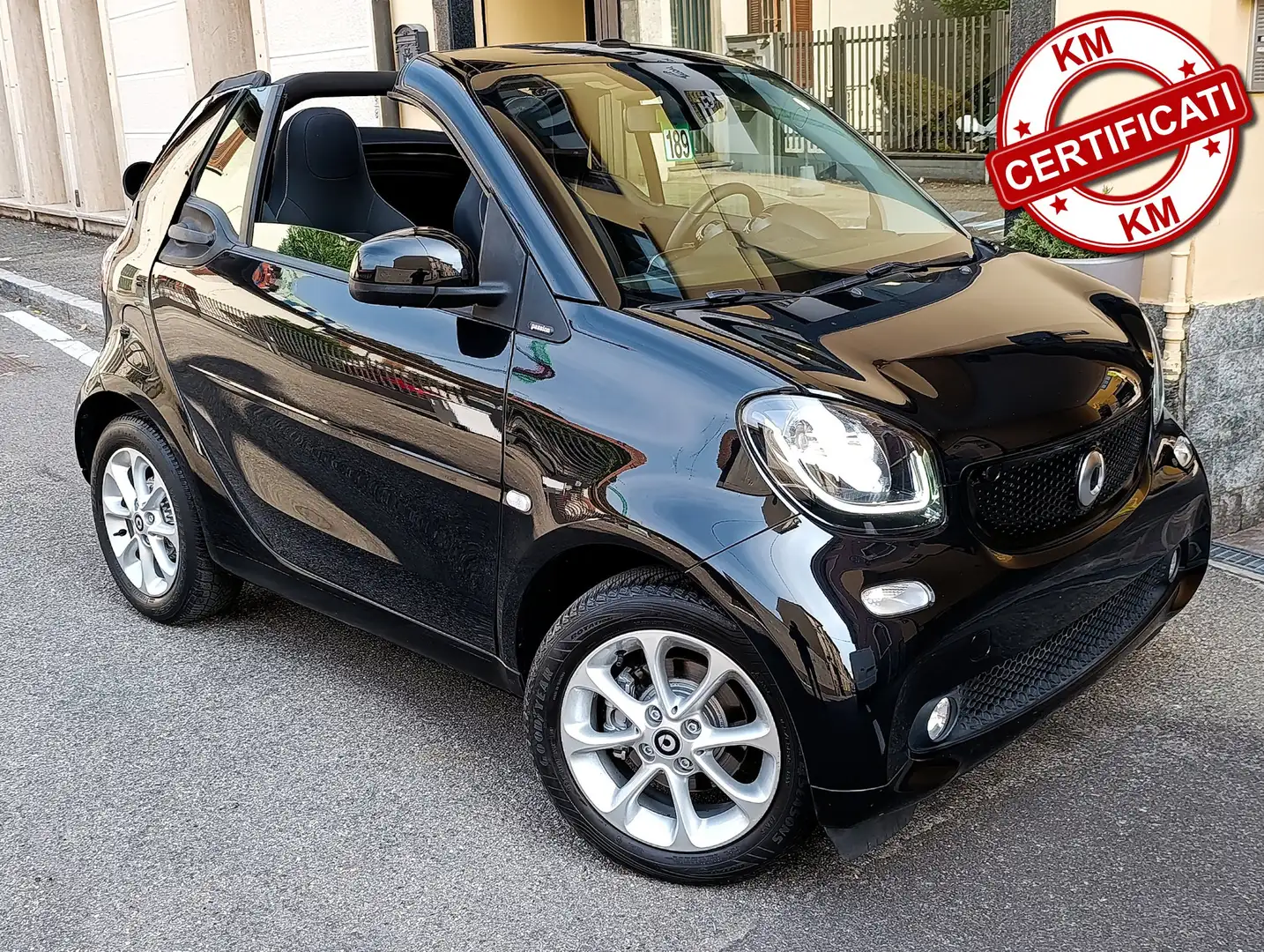 smart forTwo Cabrio 1.0 Passion 71cv twinamic Navi/Sensori/Full Schwarz - 1