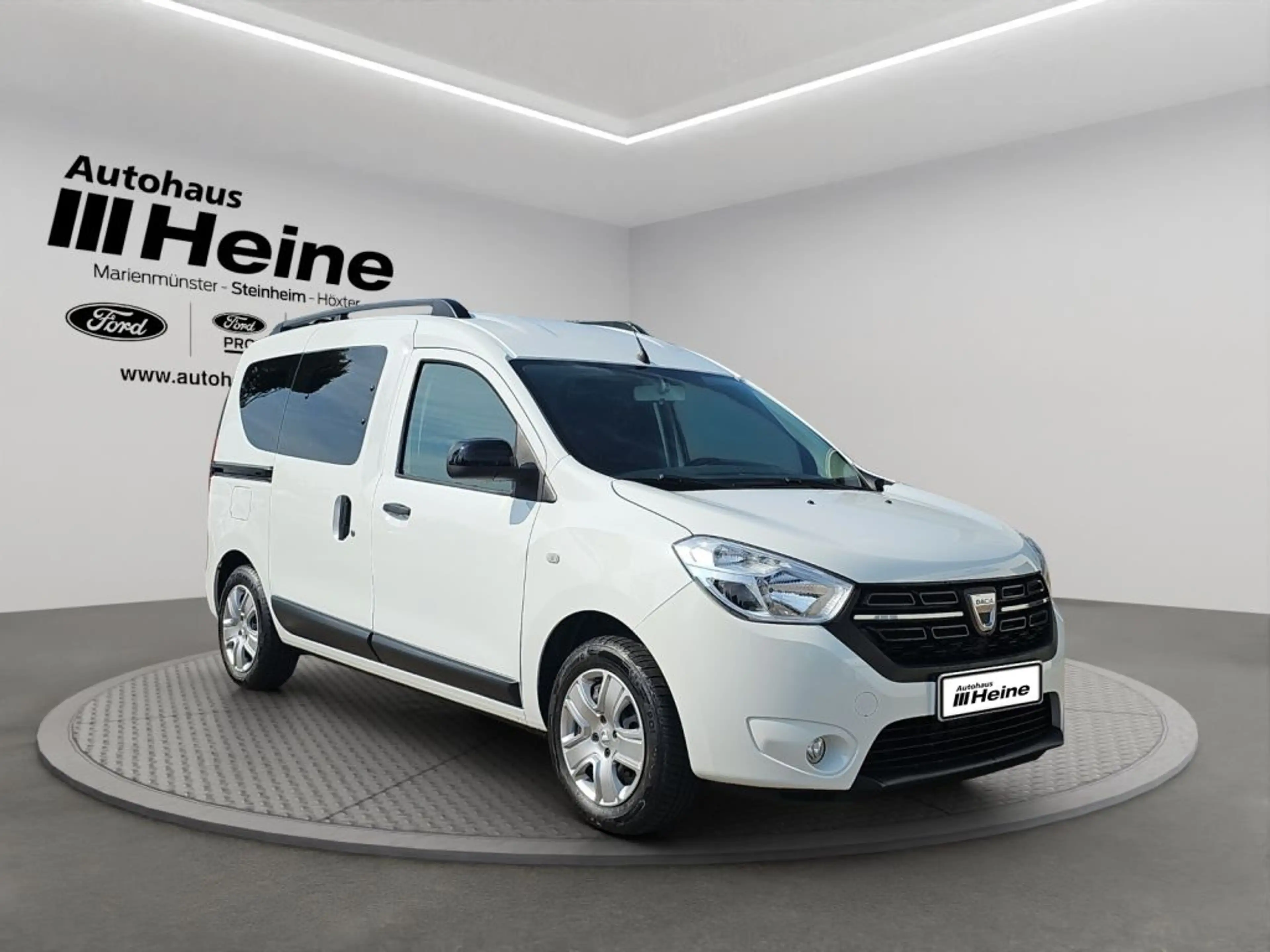 Dacia Dokker Comfort TCe 131 PS *NAVI*PDC* — photo 7