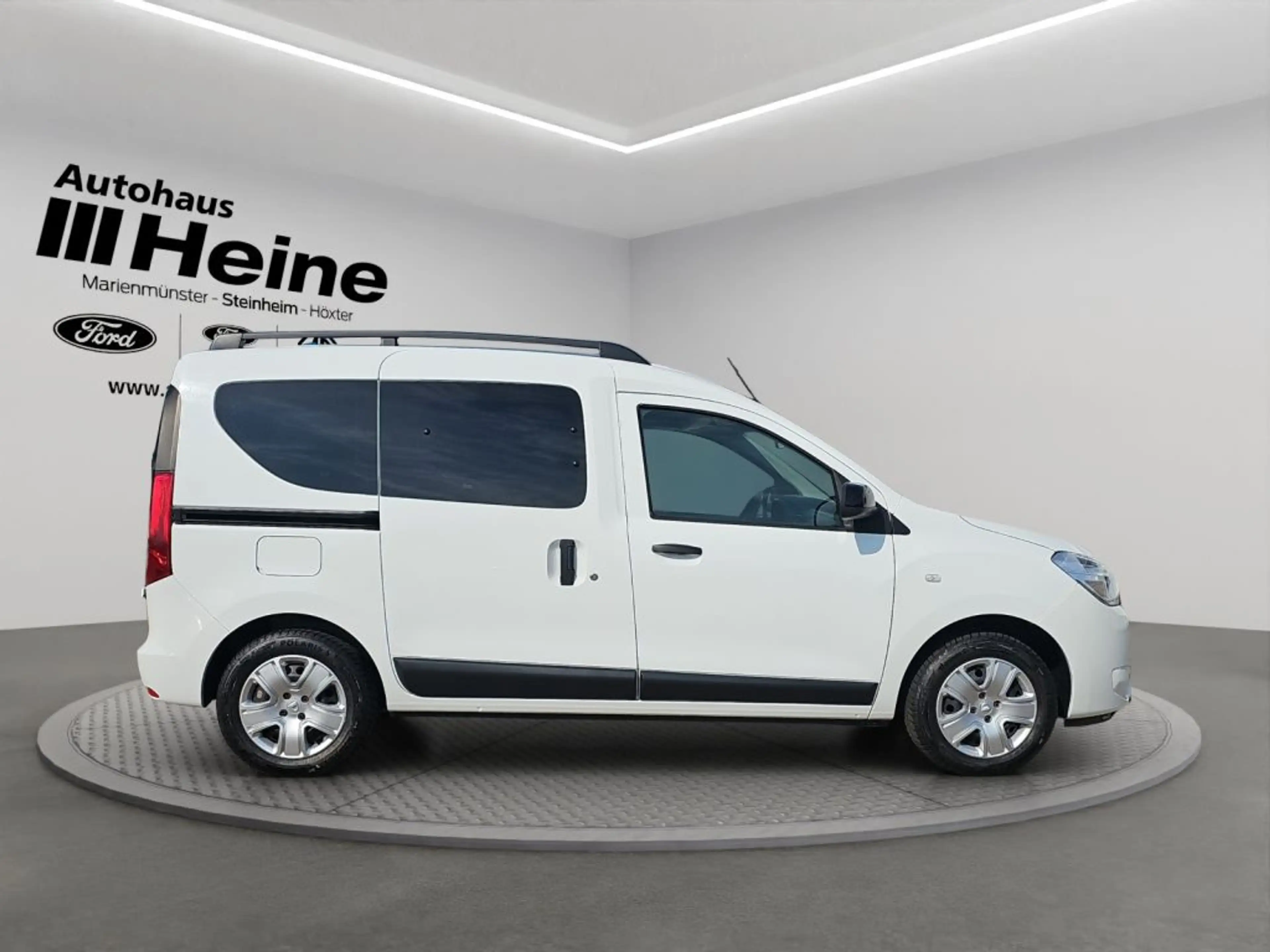 Dacia Dokker Comfort TCe 131 PS *NAVI*PDC* — photo 6