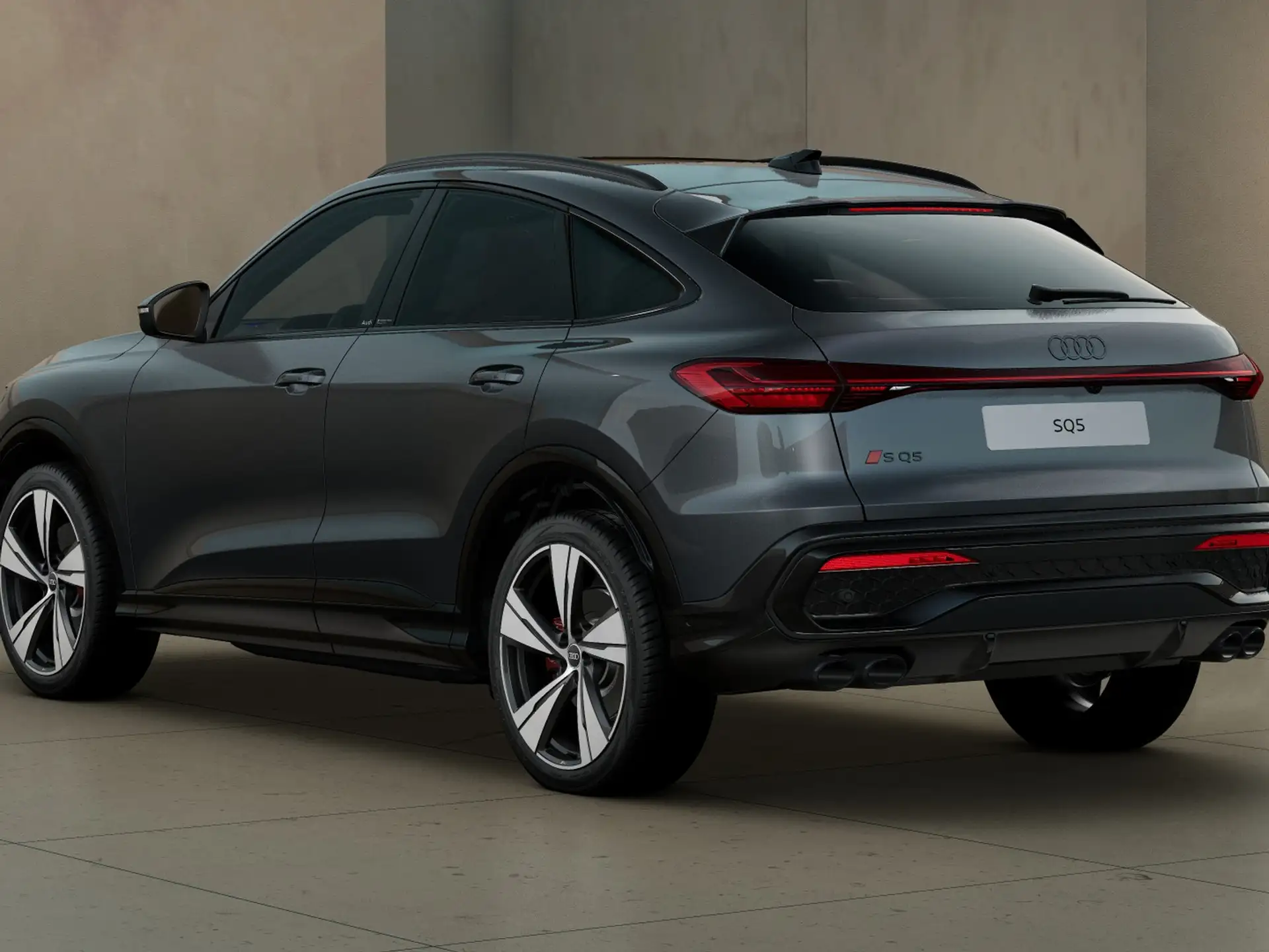 Audi SQ5 2025 건메탈 사진 2