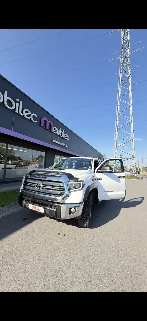Toyota Tundra - 1